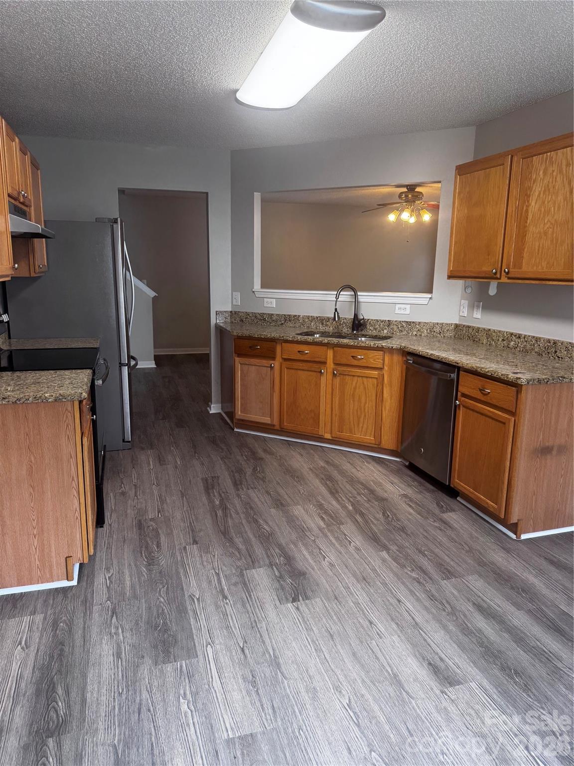 6528 Forest Cross Drive — Charlotte