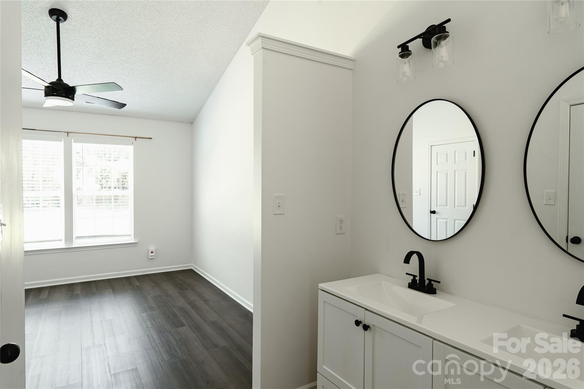 5423 Timbertop Lane — Charlotte