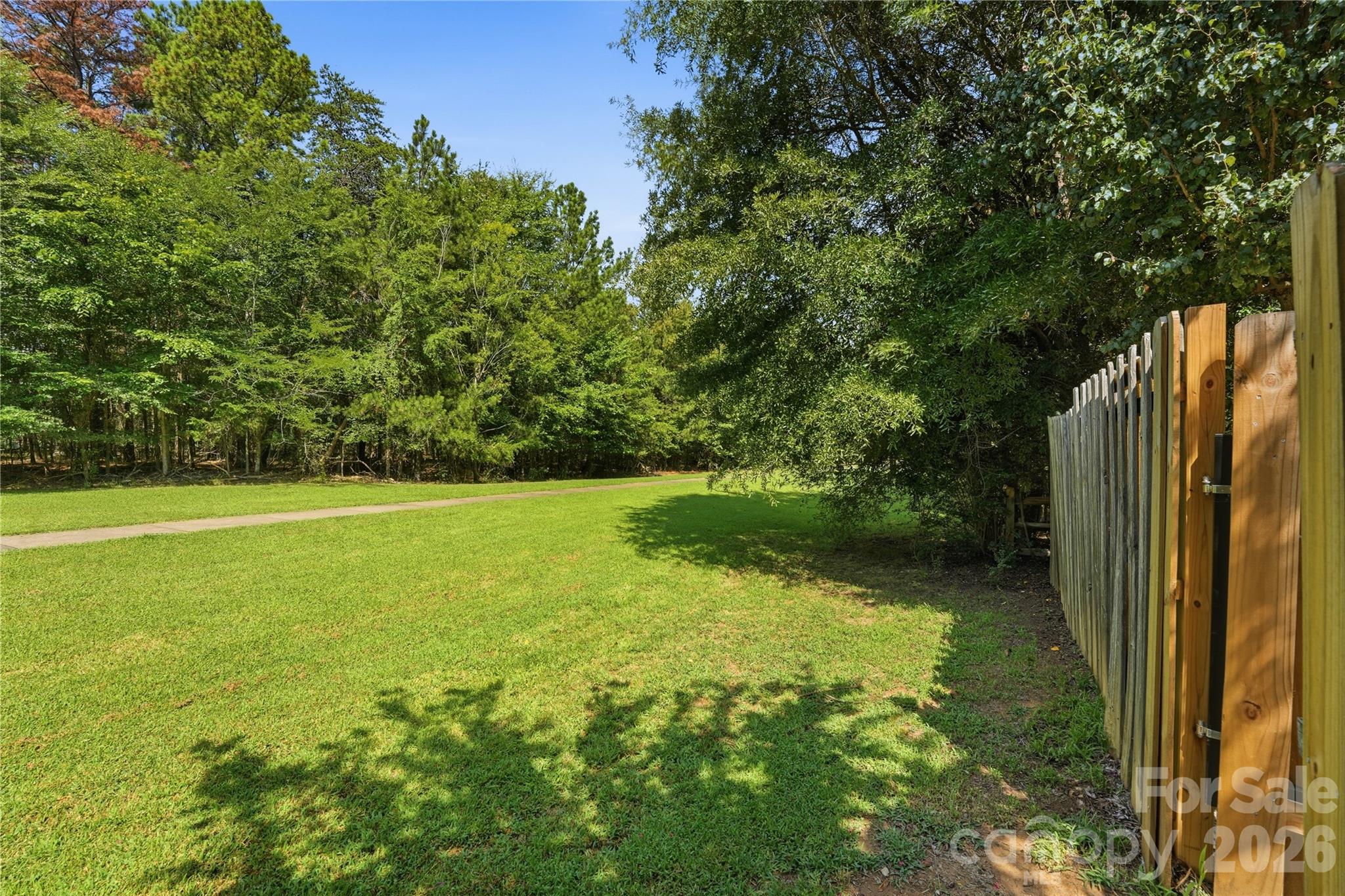 12312 Greenway View Court — Charlotte