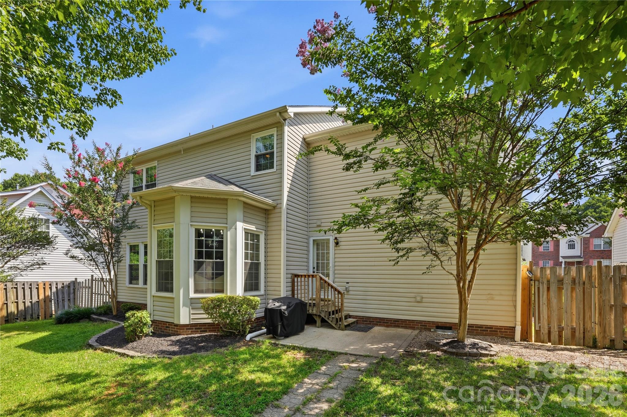 12312 Greenway View Court — Charlotte