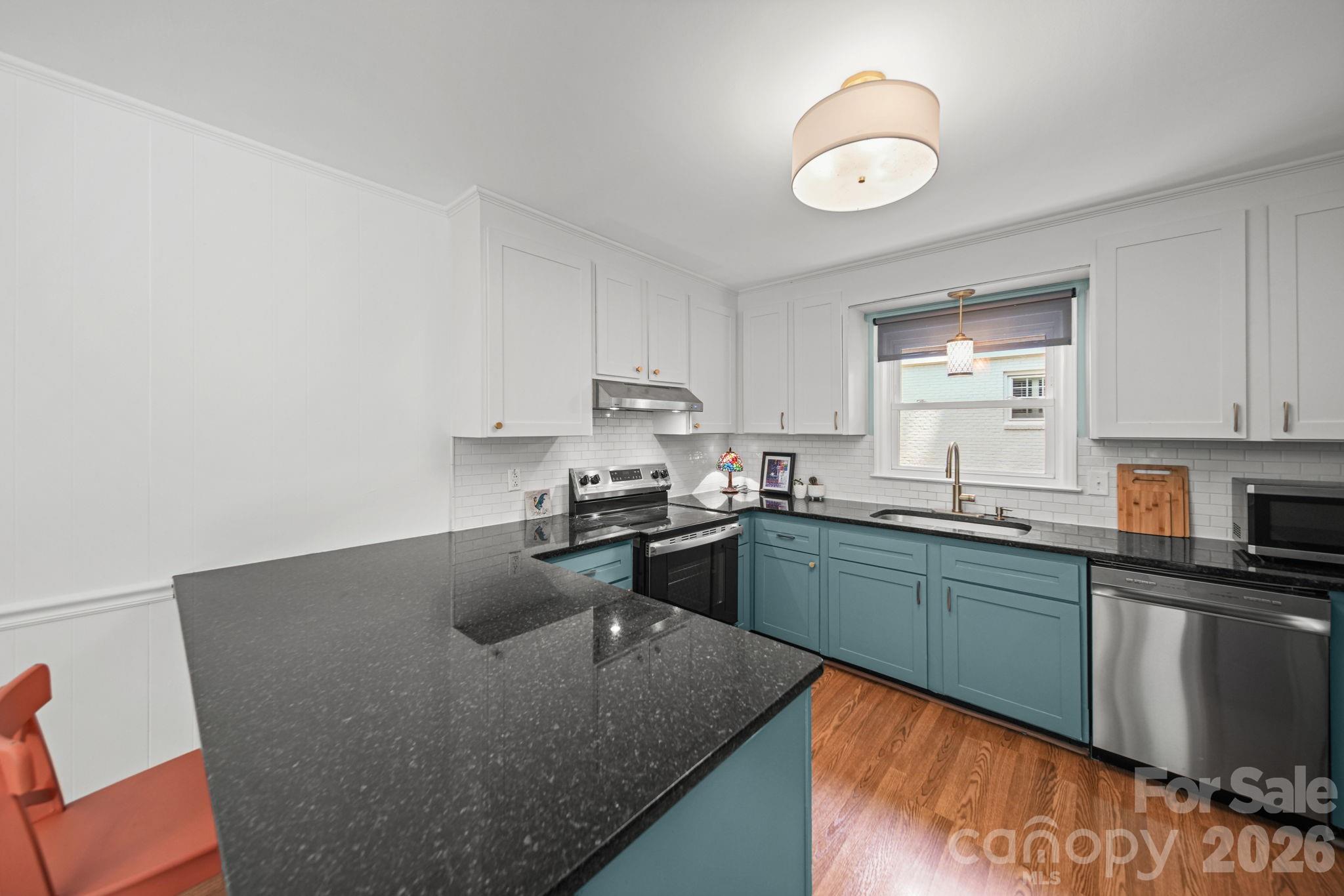 7107 Sherbourne Drive — Charlotte