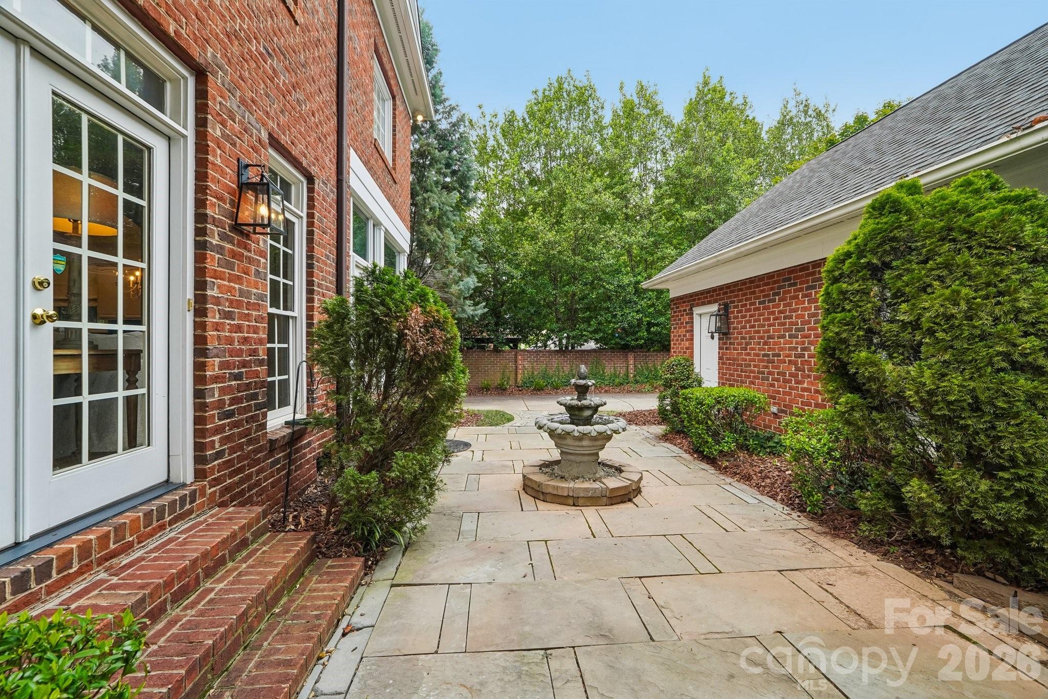 5401 Haynes Hall Place — Charlotte