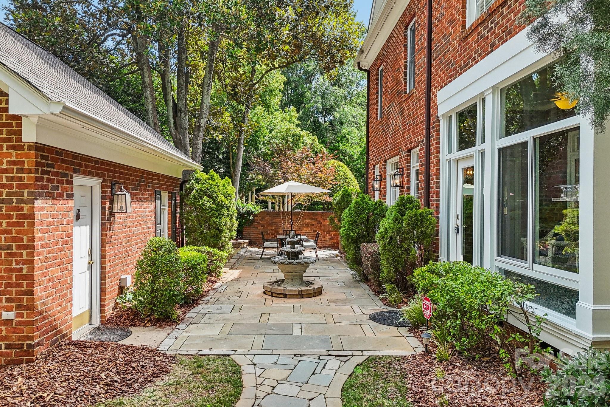 5401 Haynes Hall Place — Charlotte