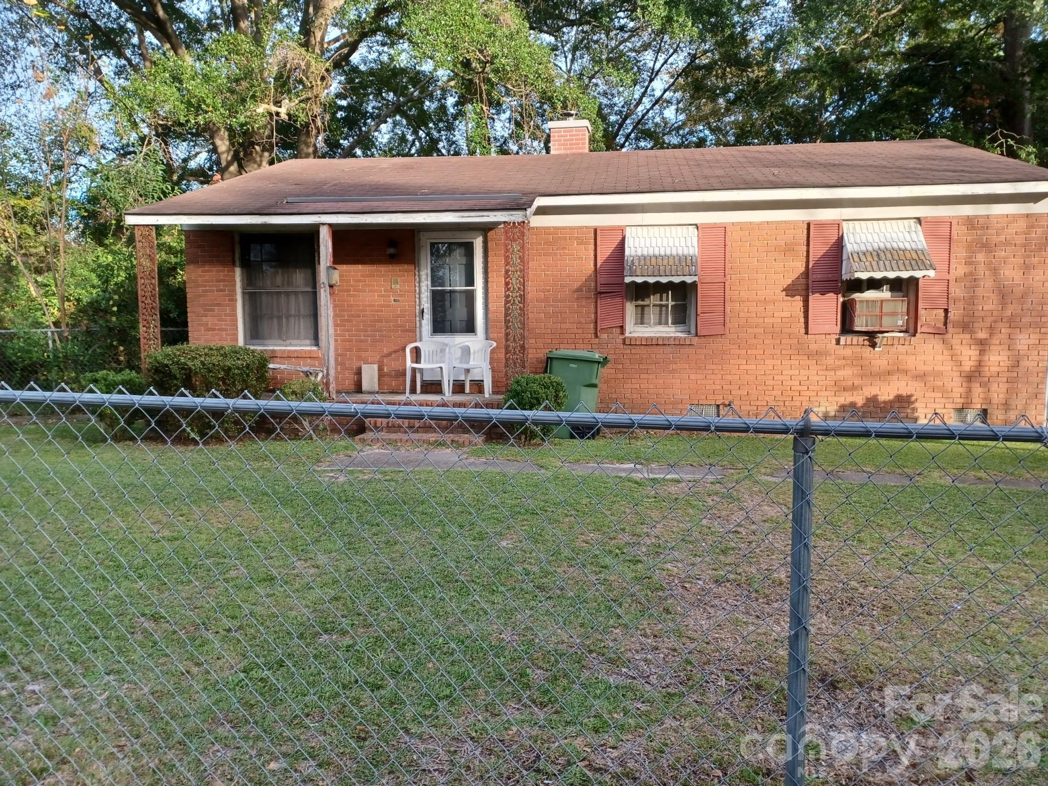 806 Brunson Street — Florence