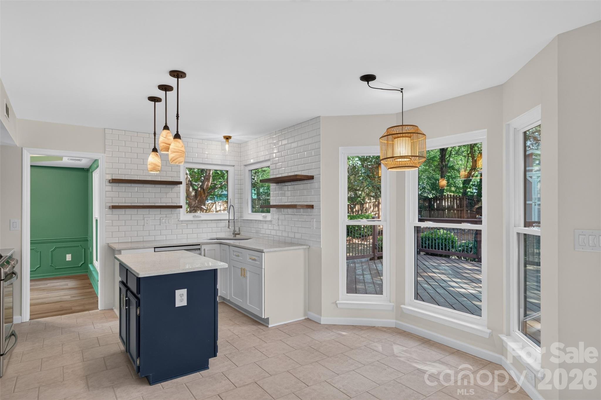 6815 Oldecastle Court — Charlotte