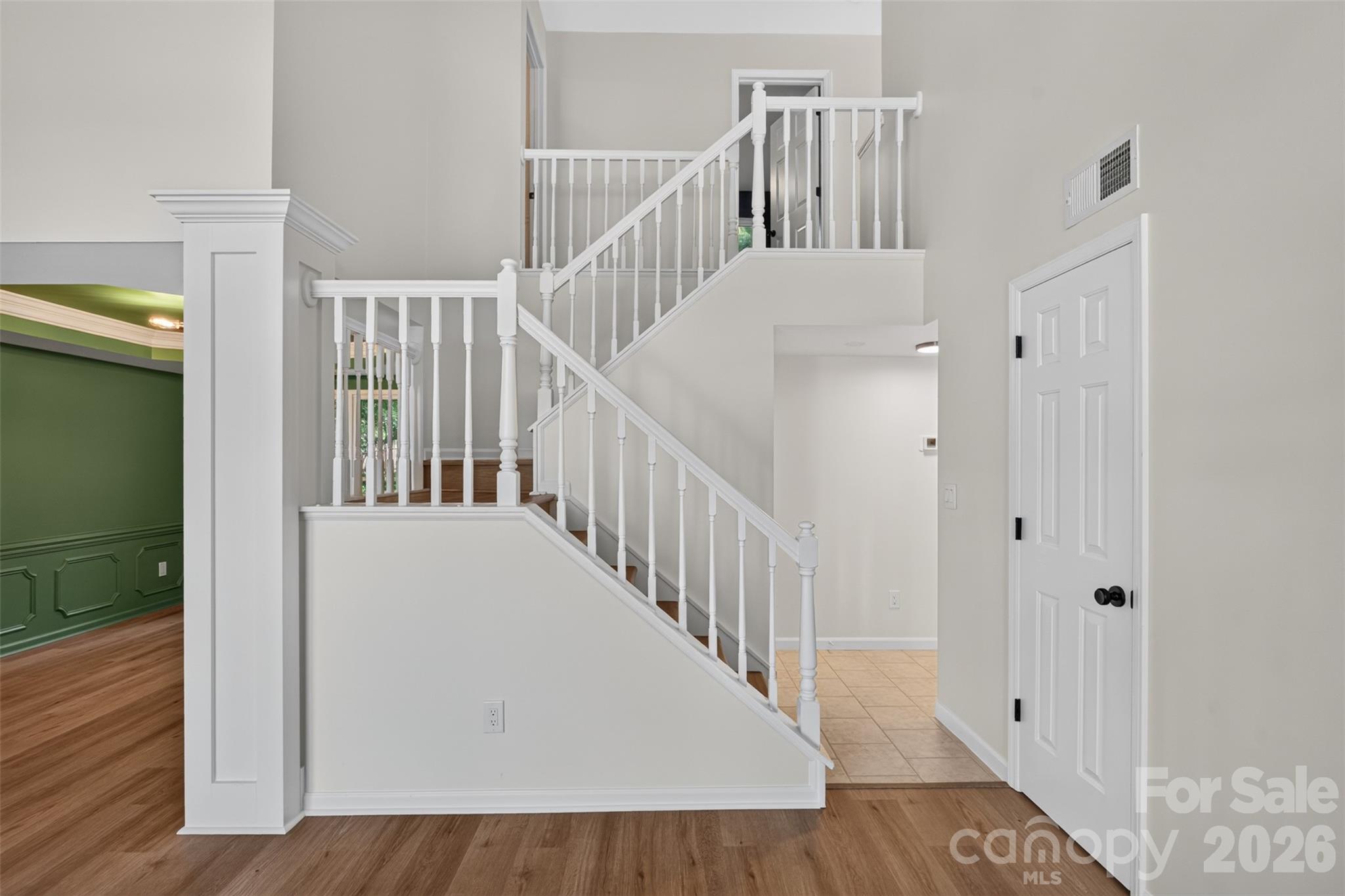 6815 Oldecastle Court — Charlotte
