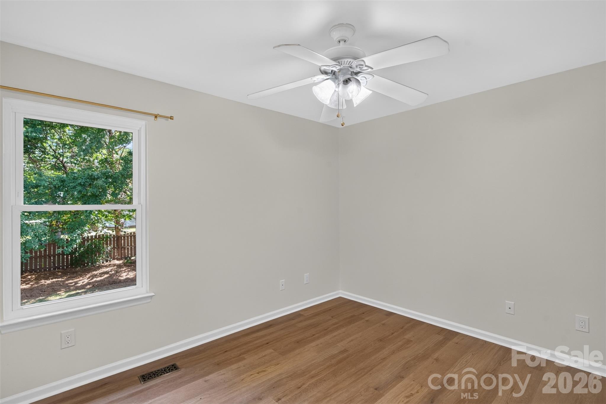 6815 Oldecastle Court — Charlotte