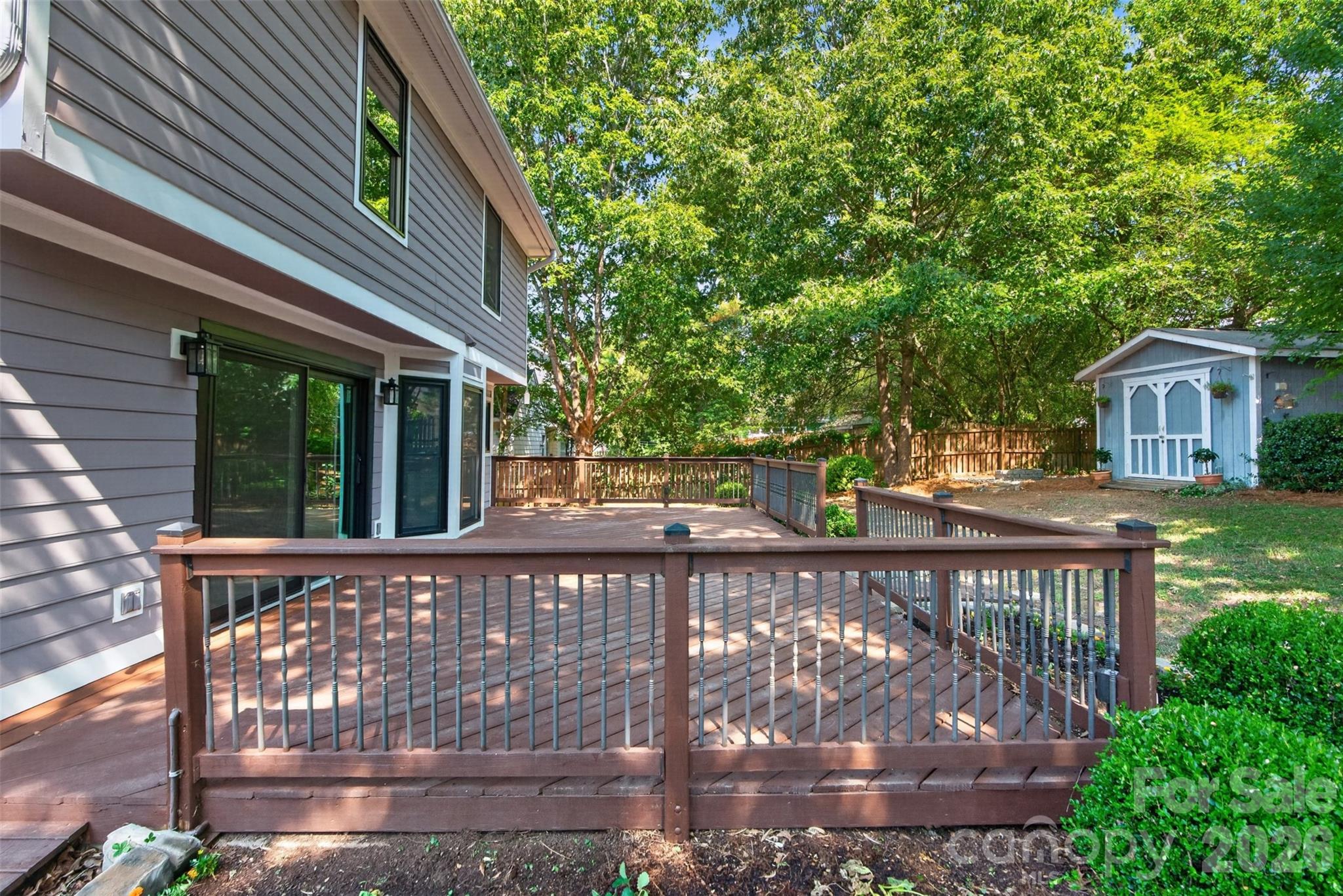 6815 Oldecastle Court — Charlotte