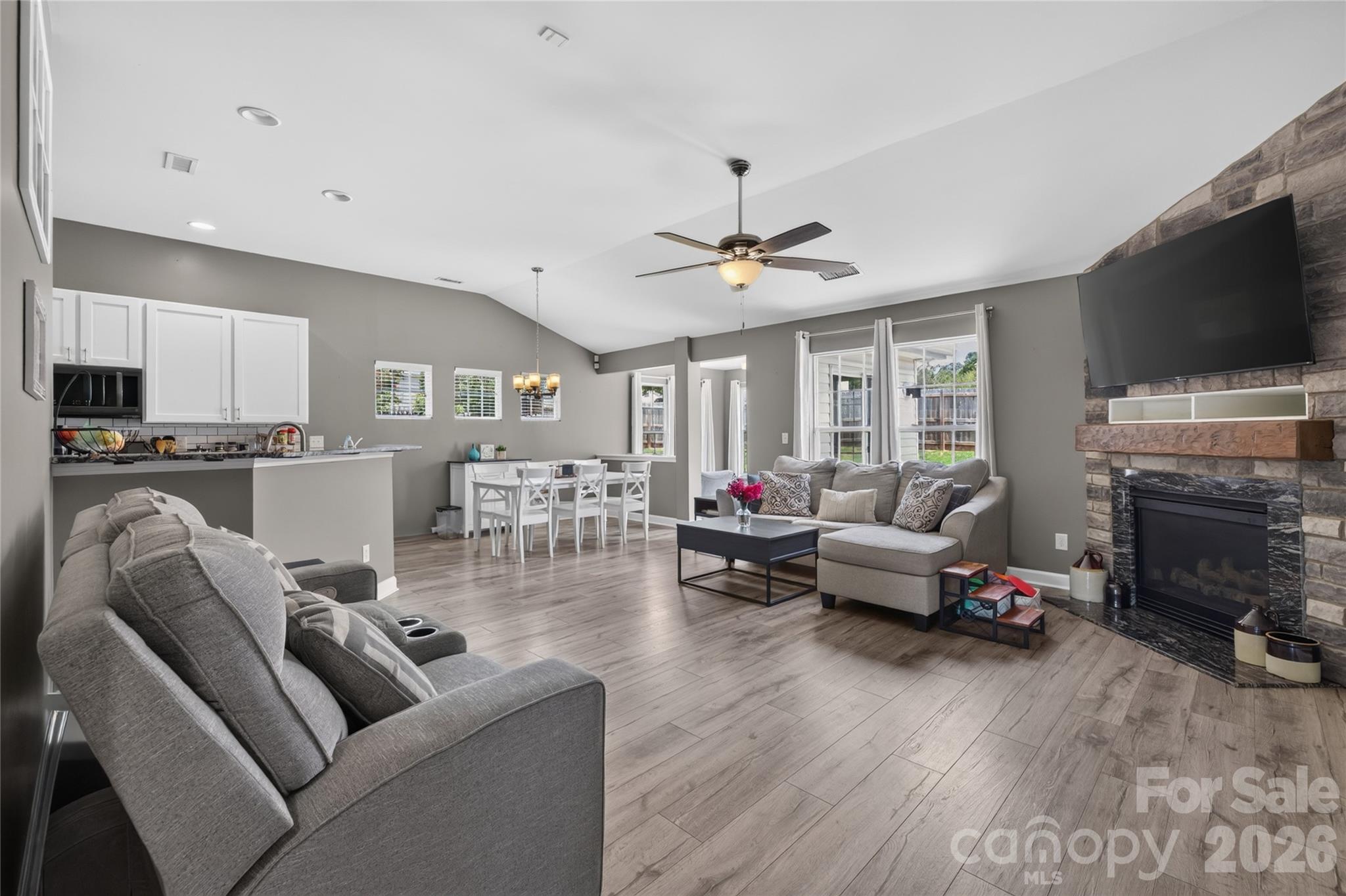 110 Humbold Place — Mooresville