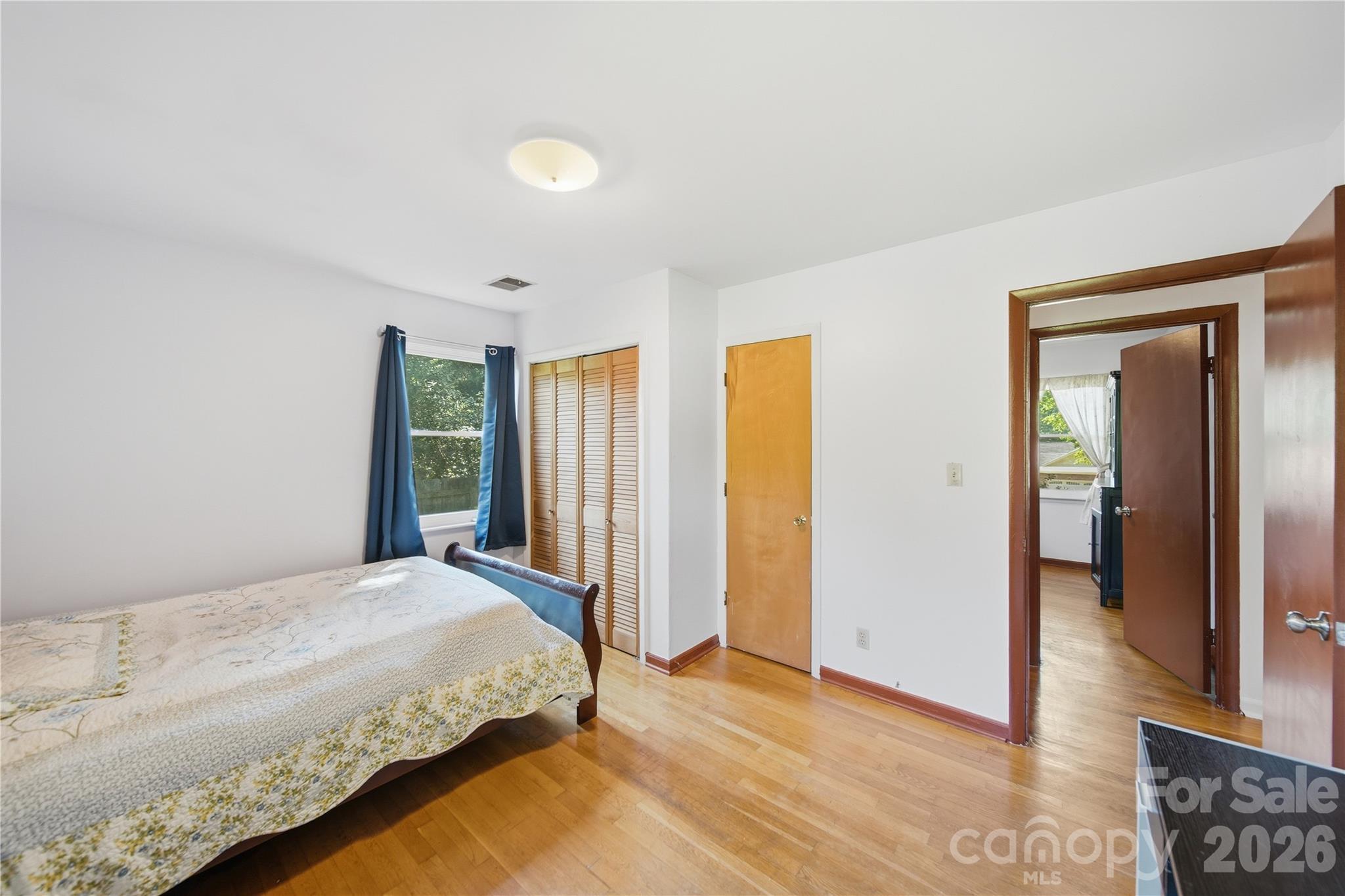 323 Meadowbrook Drive — Matthews