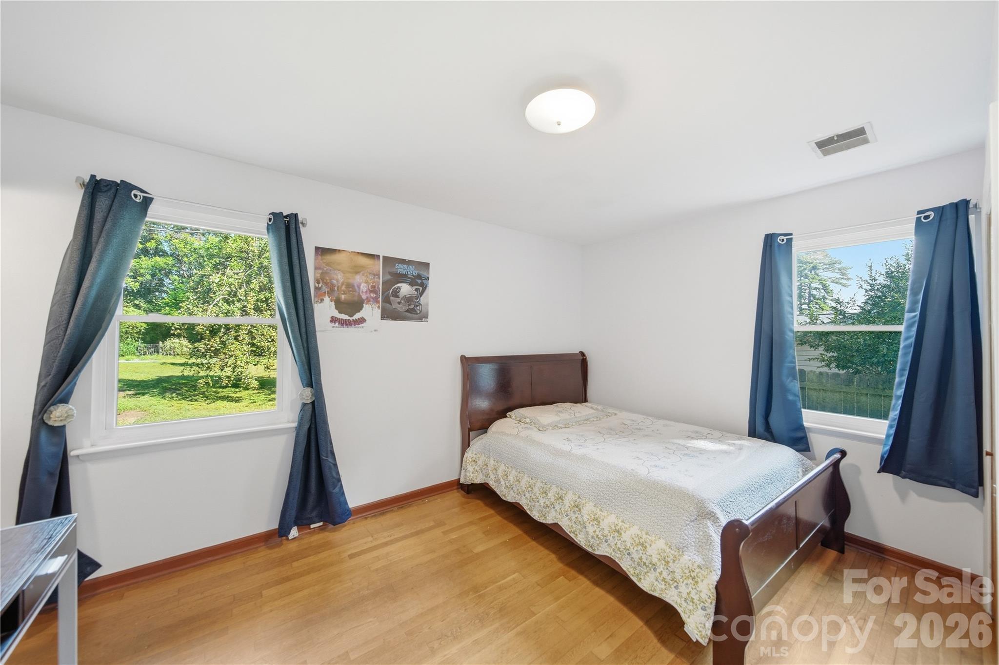 323 Meadowbrook Drive — Matthews