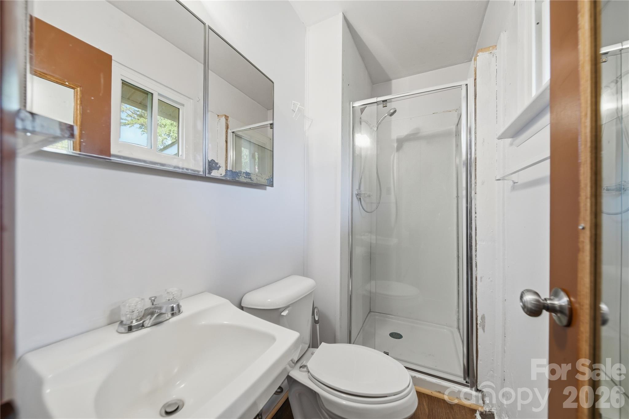 323 Meadowbrook Drive — Matthews