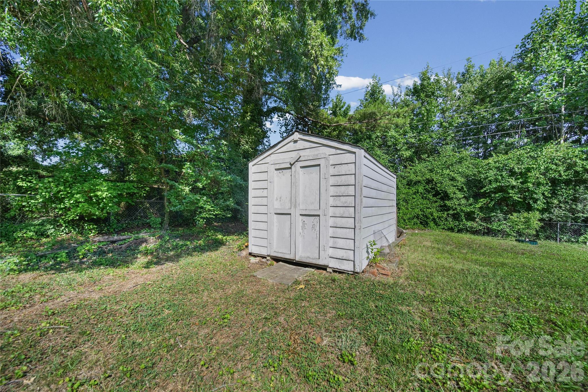 323 Meadowbrook Drive — Matthews