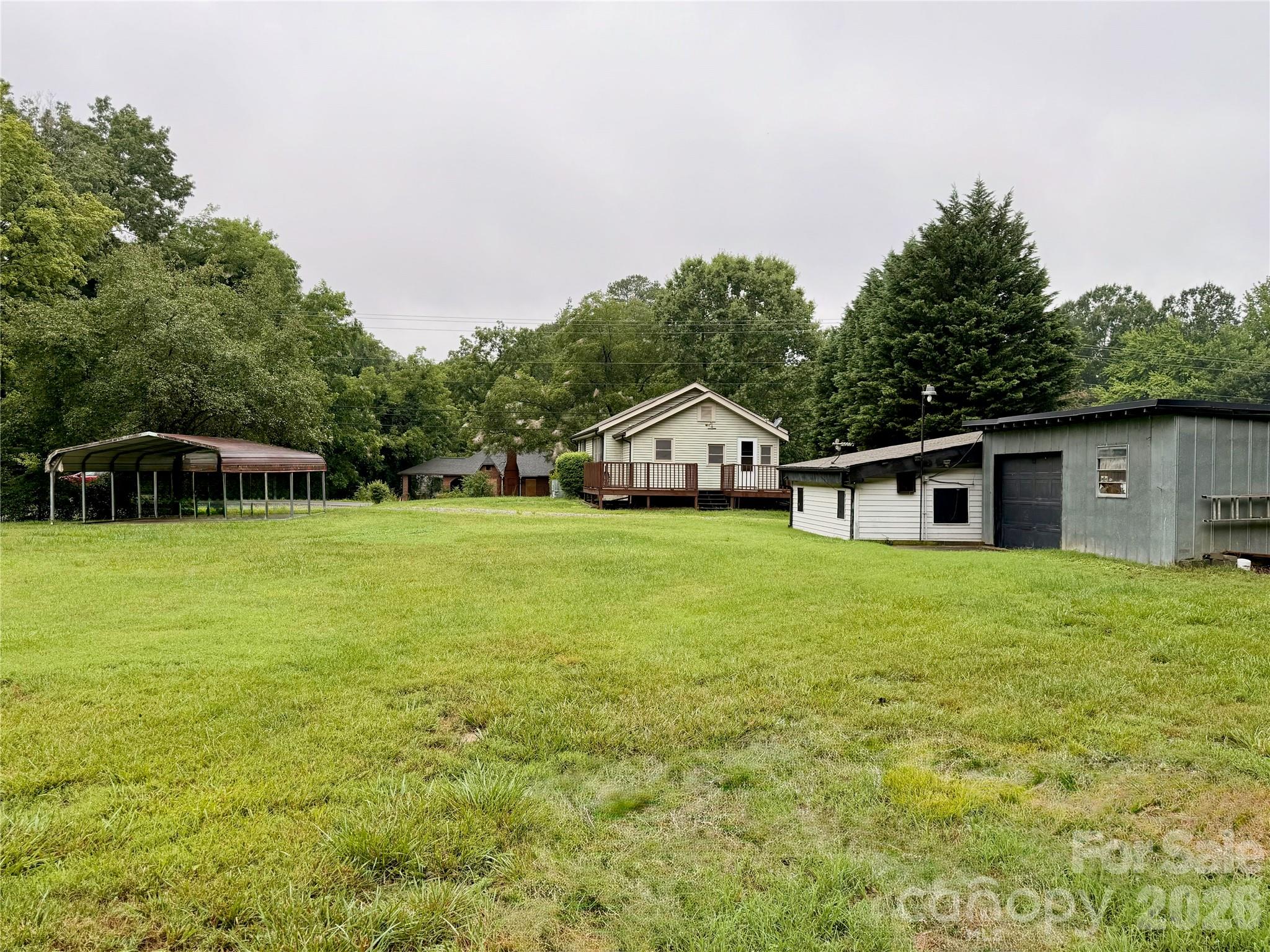 2475 Shelton Avenue — Statesville