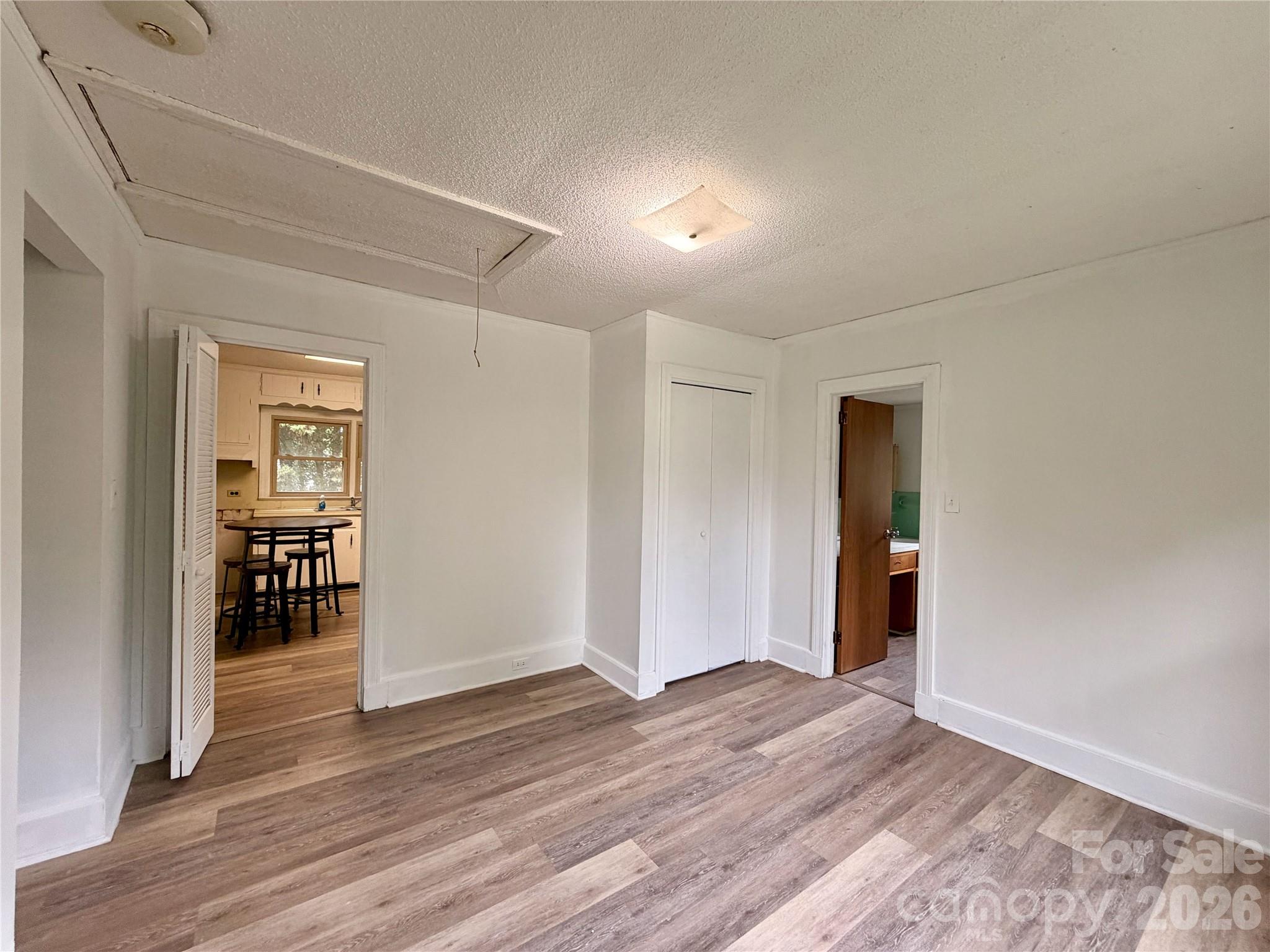 2475 Shelton Avenue — Statesville