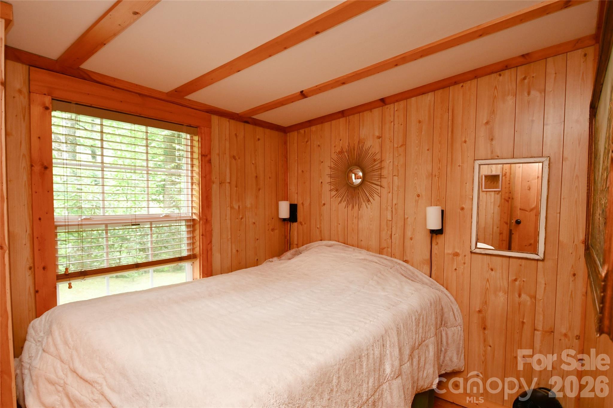 33 Tennis Court Road — Burnsville