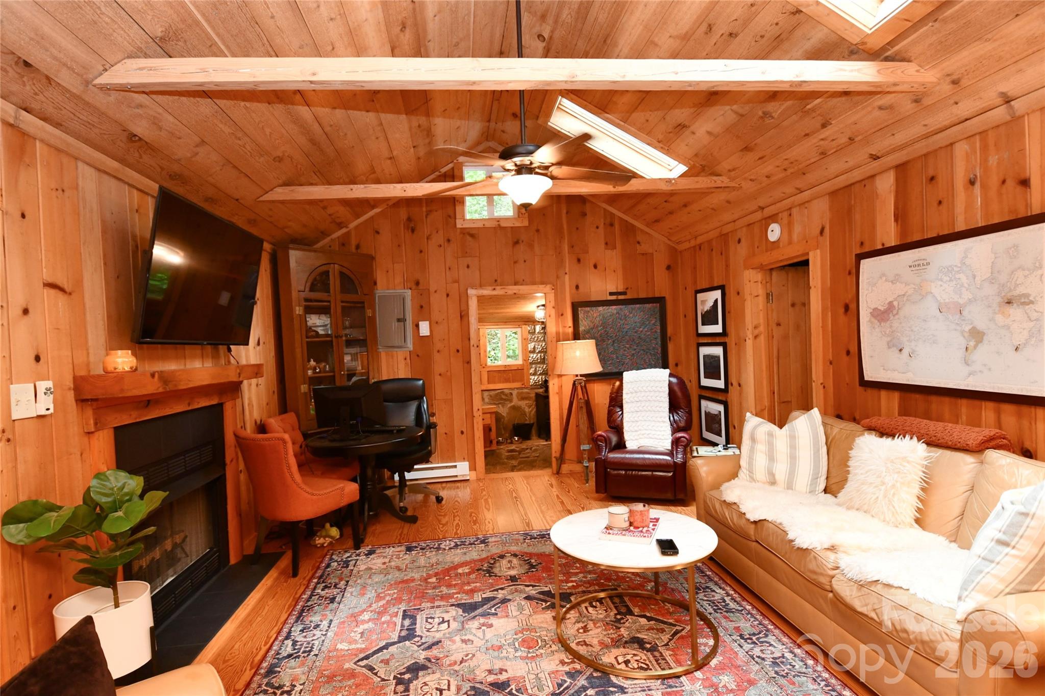 33 Tennis Court Road — Burnsville