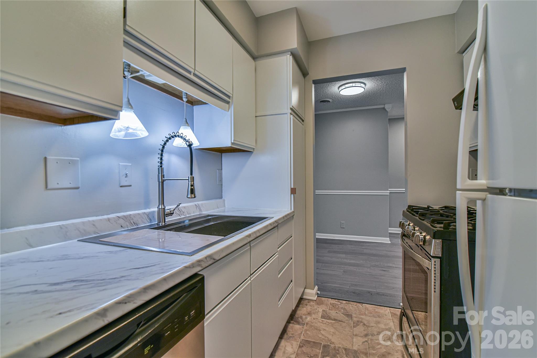 110 Heywood Road #8D — Arden