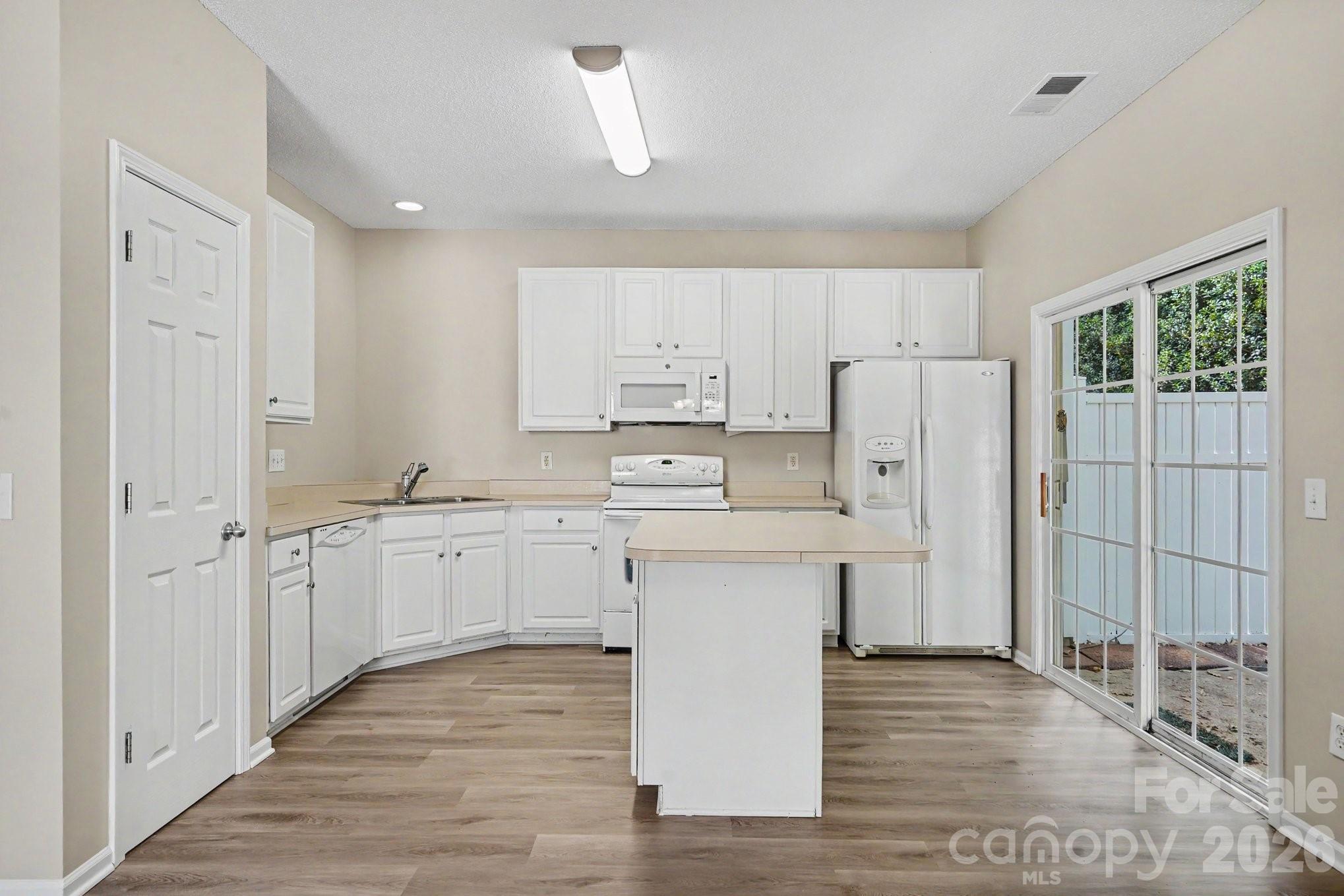 8451 Carolina Lily Lane — Charlotte