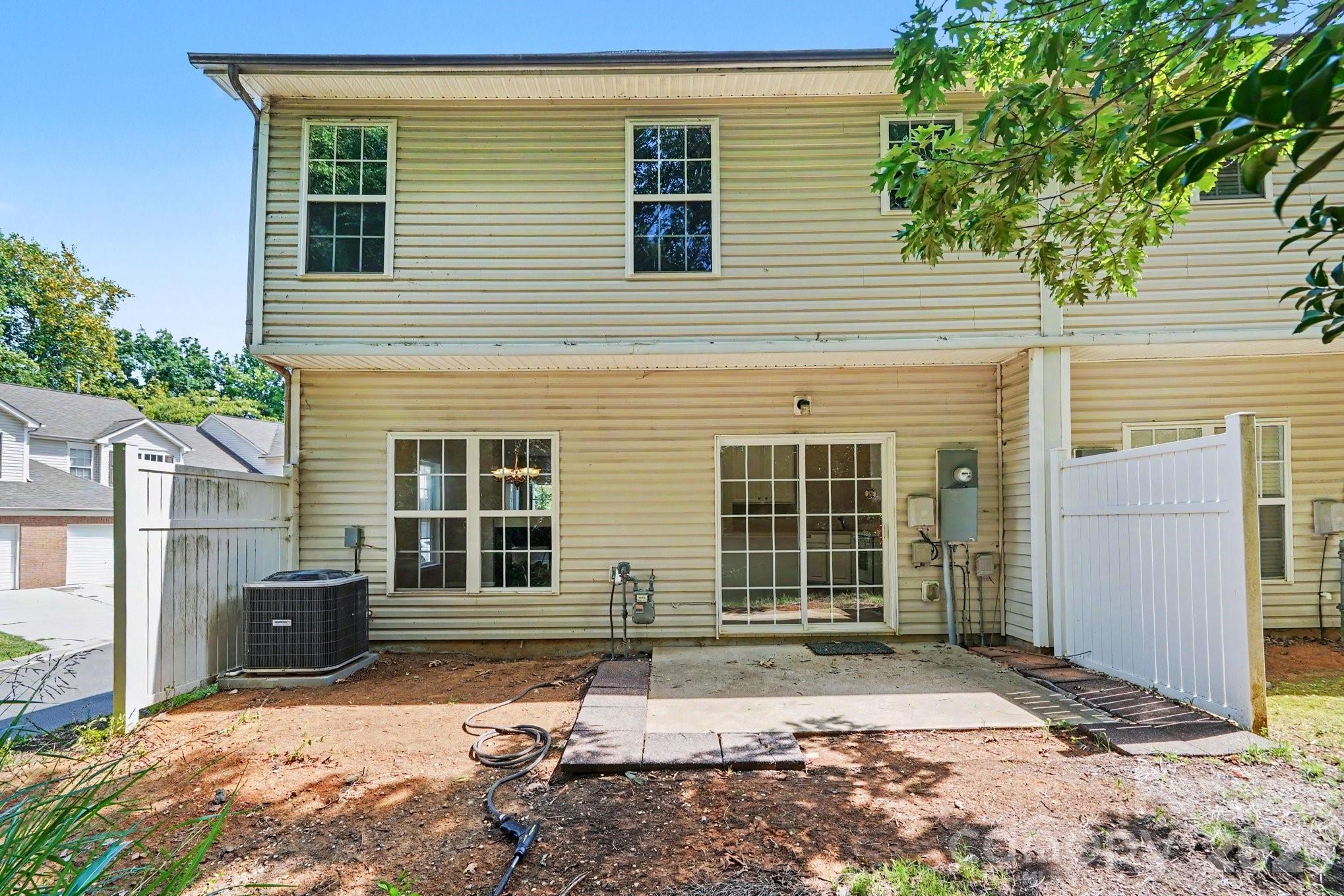 8451 Carolina Lily Lane — Charlotte