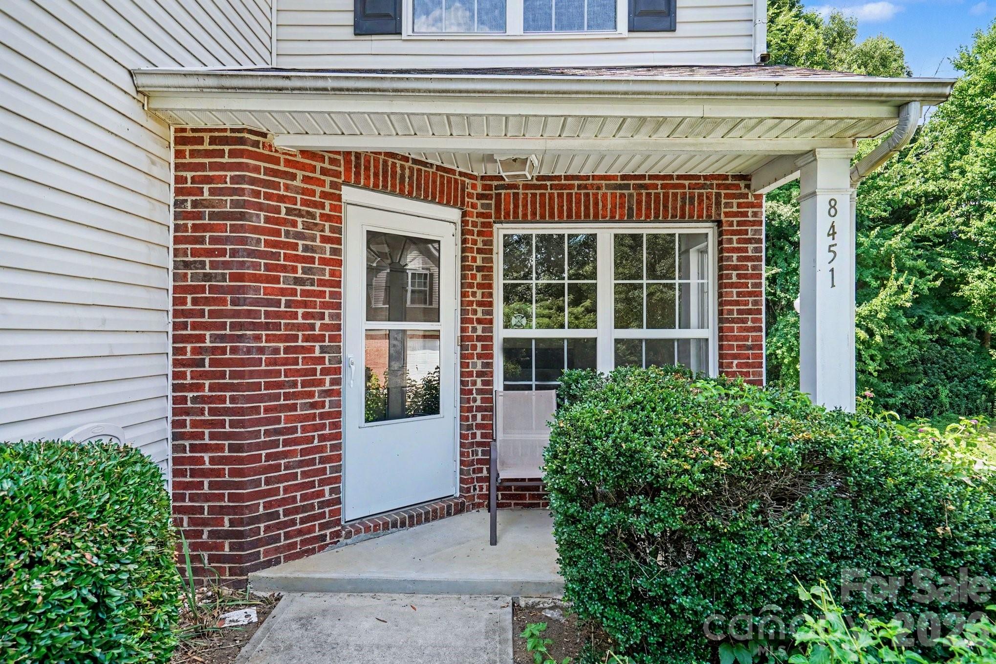 8451 Carolina Lily Lane — Charlotte