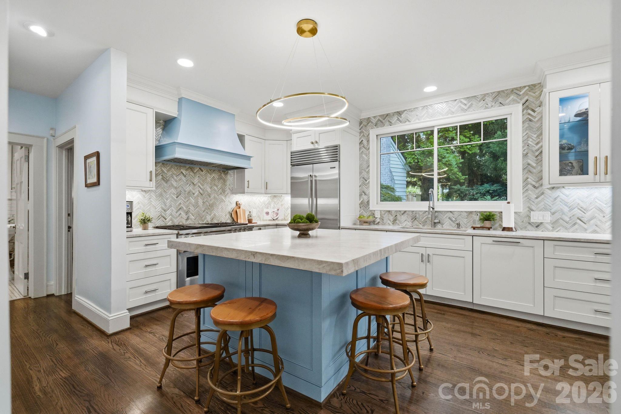 2700 Belvedere Avenue — Charlotte