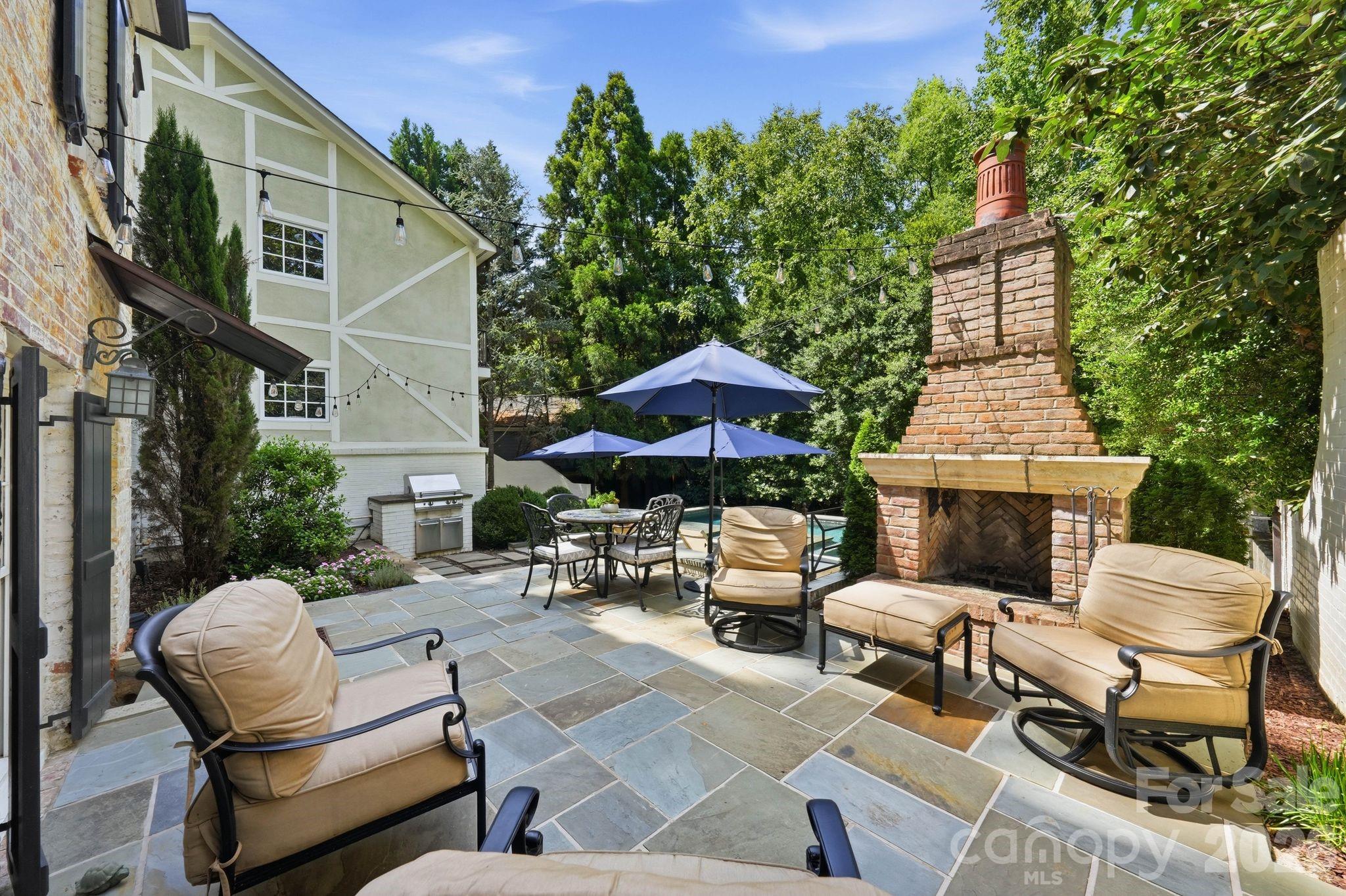 2700 Belvedere Avenue — Charlotte