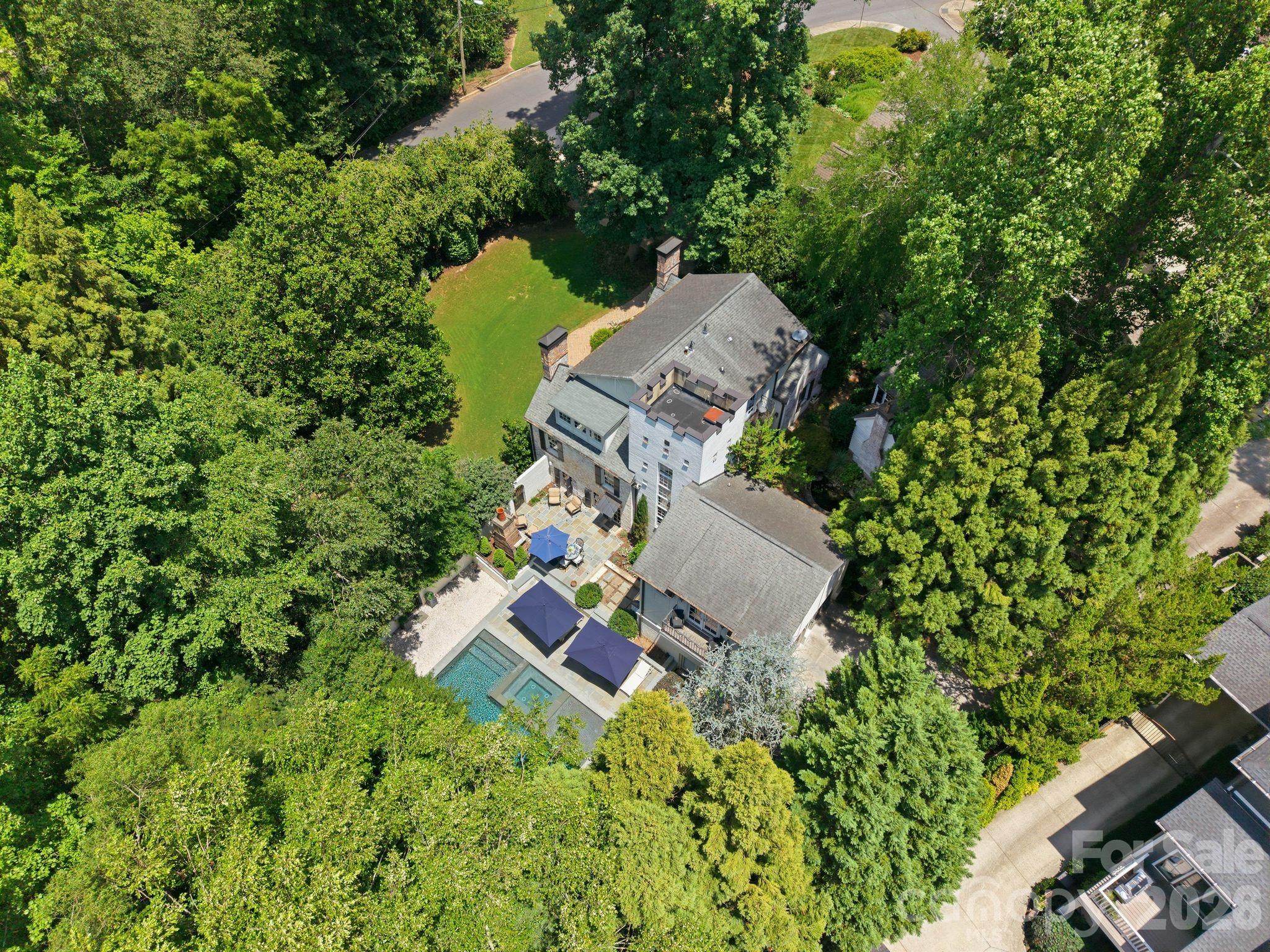 2700 Belvedere Avenue — Charlotte