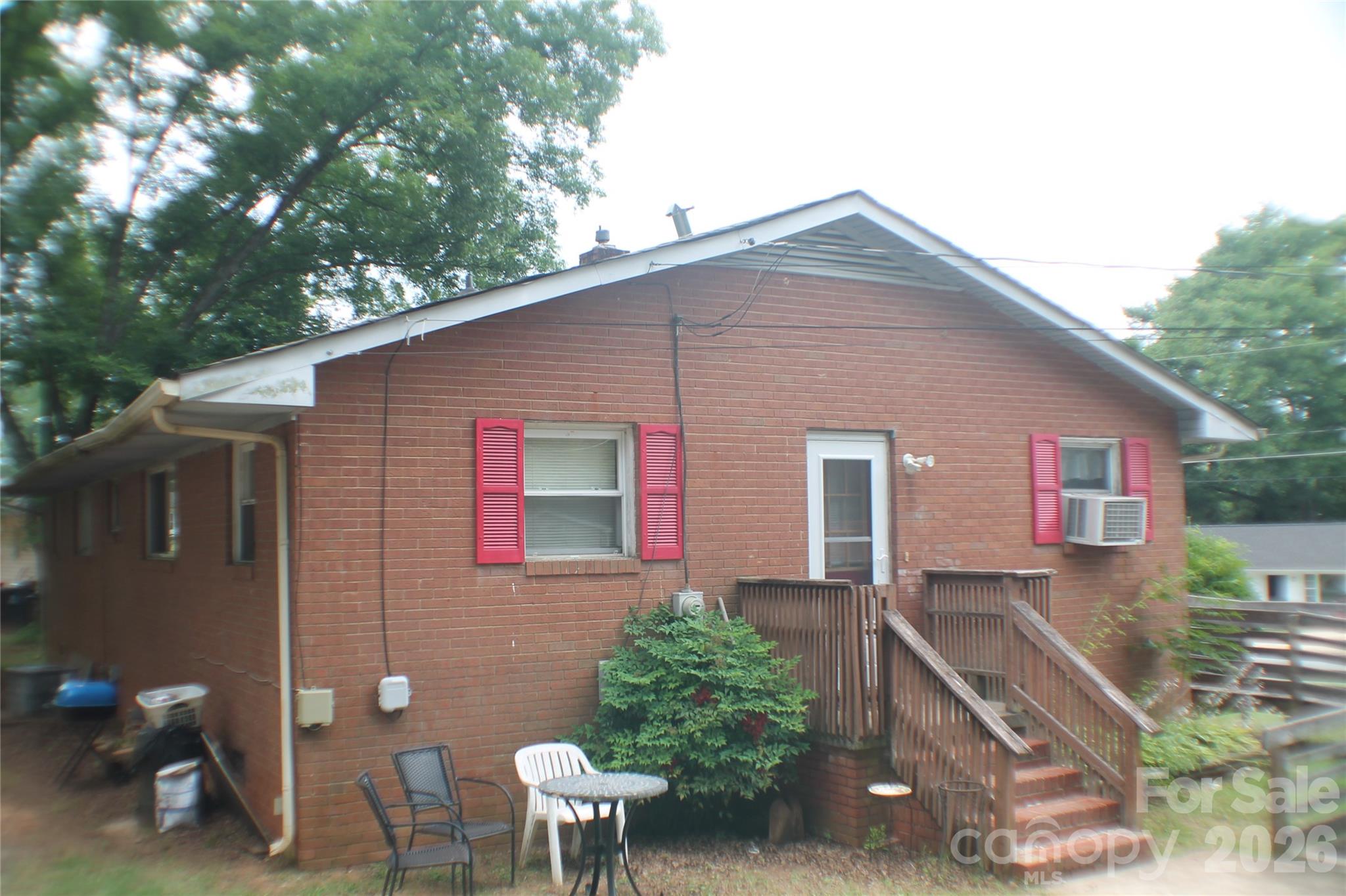 621 Westside Terrace — Davidson