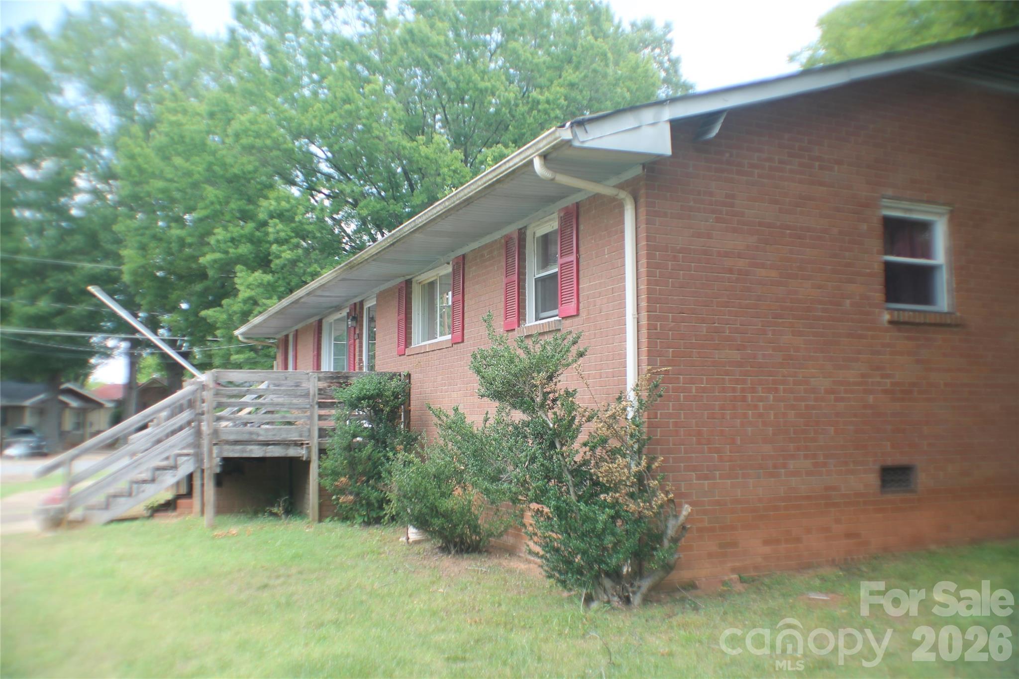 621 Westside Terrace — Davidson