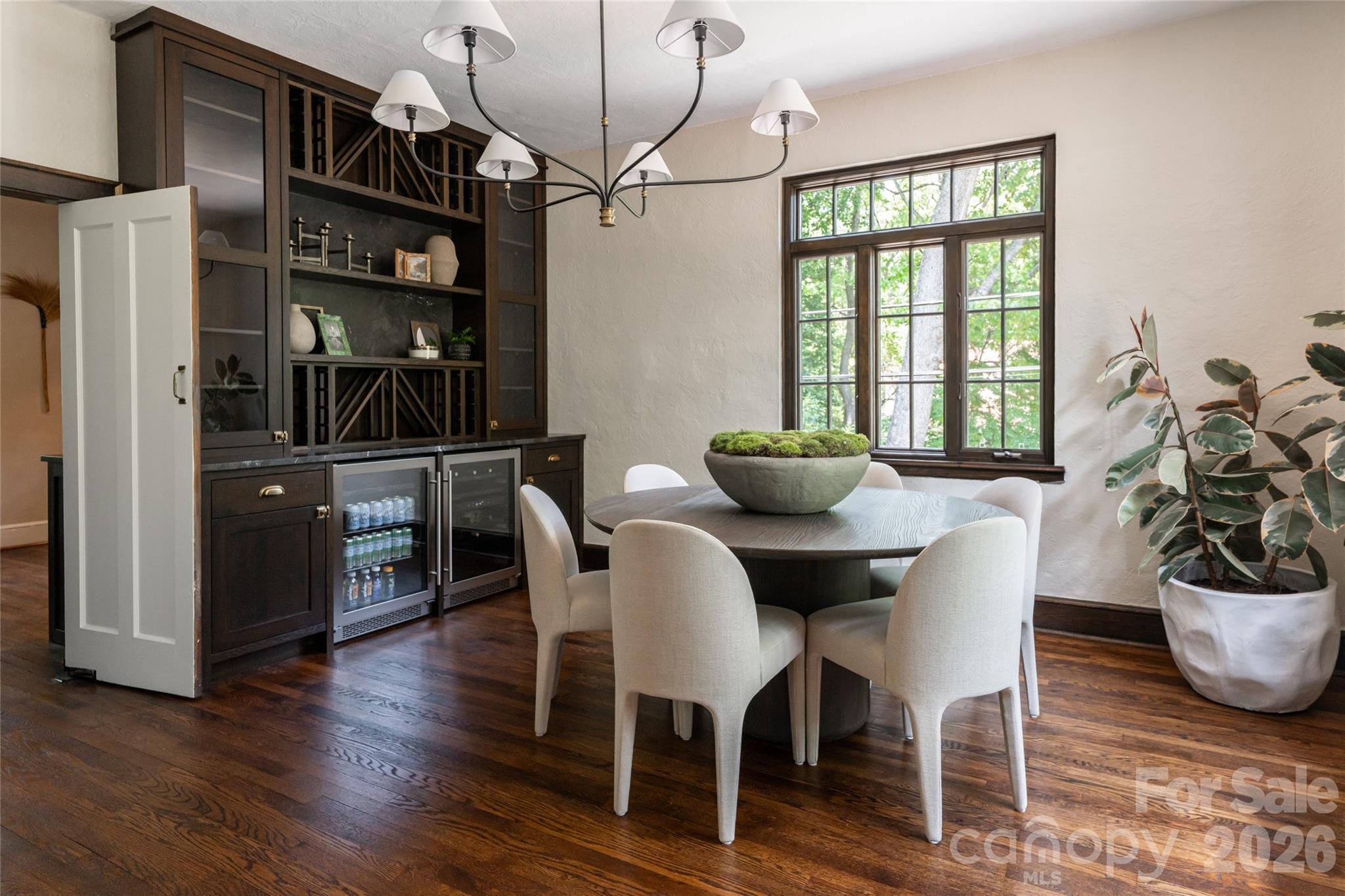 21 Lynwood Road — Asheville