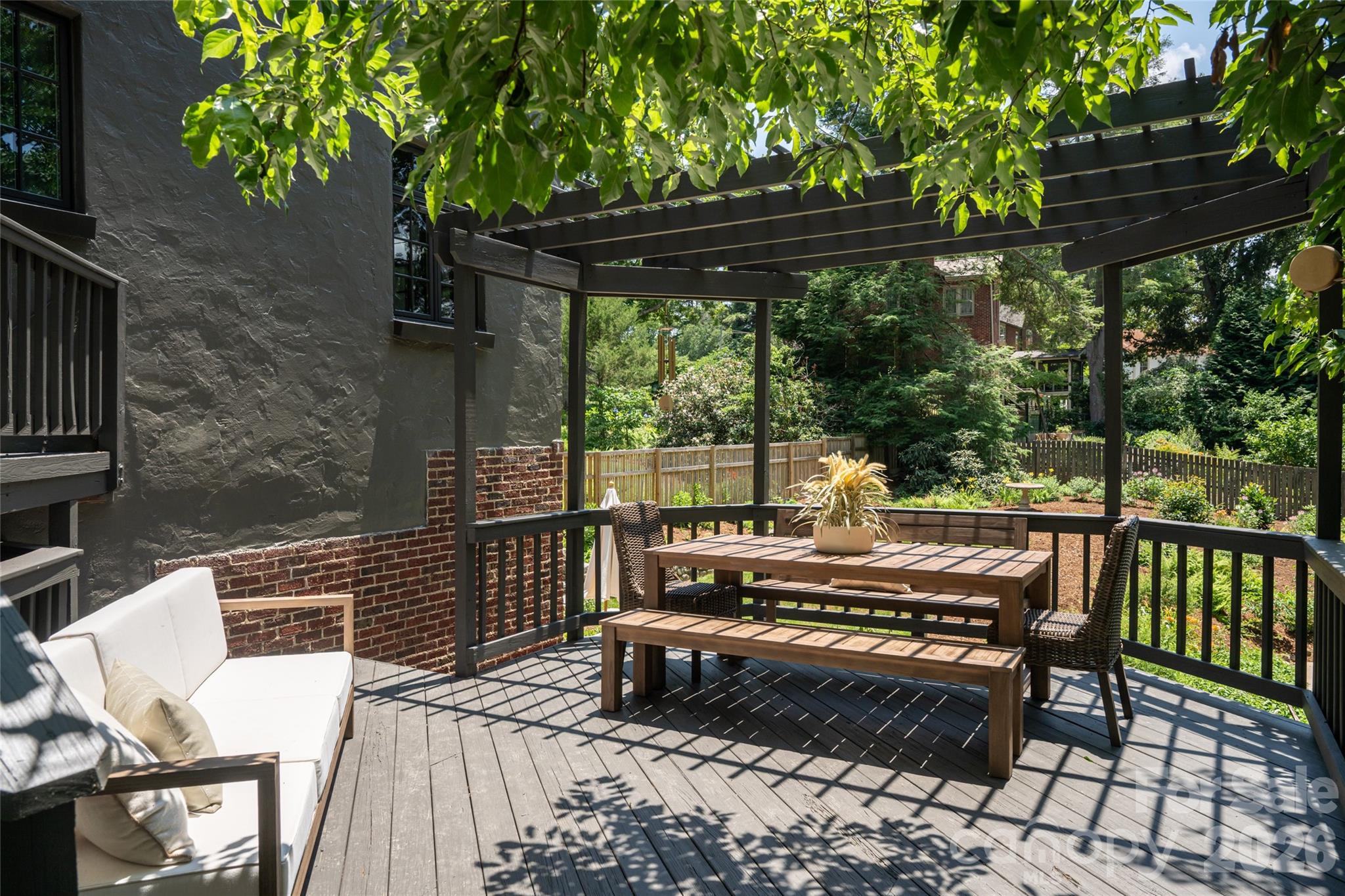 21 Lynwood Road — Asheville