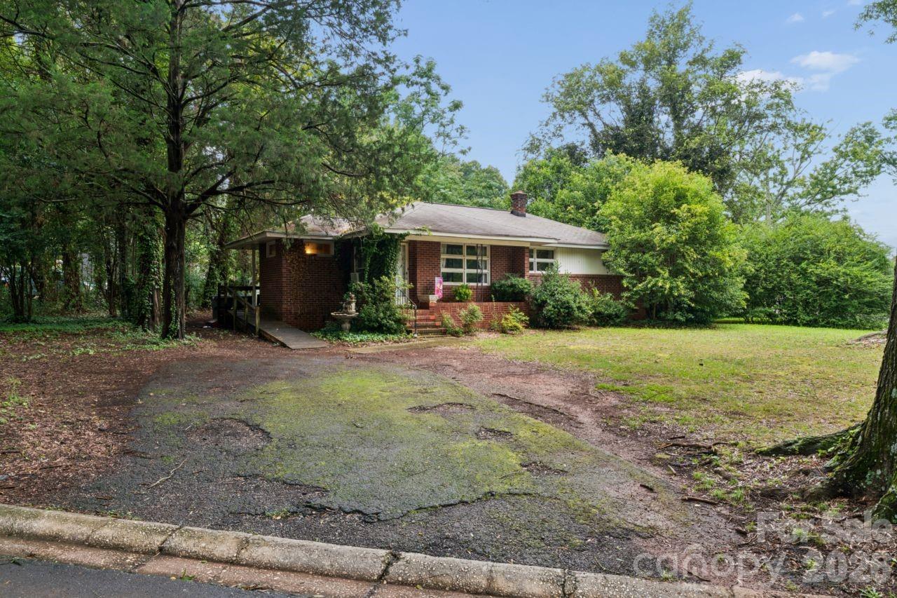 139 Southwold Drive — Charlotte