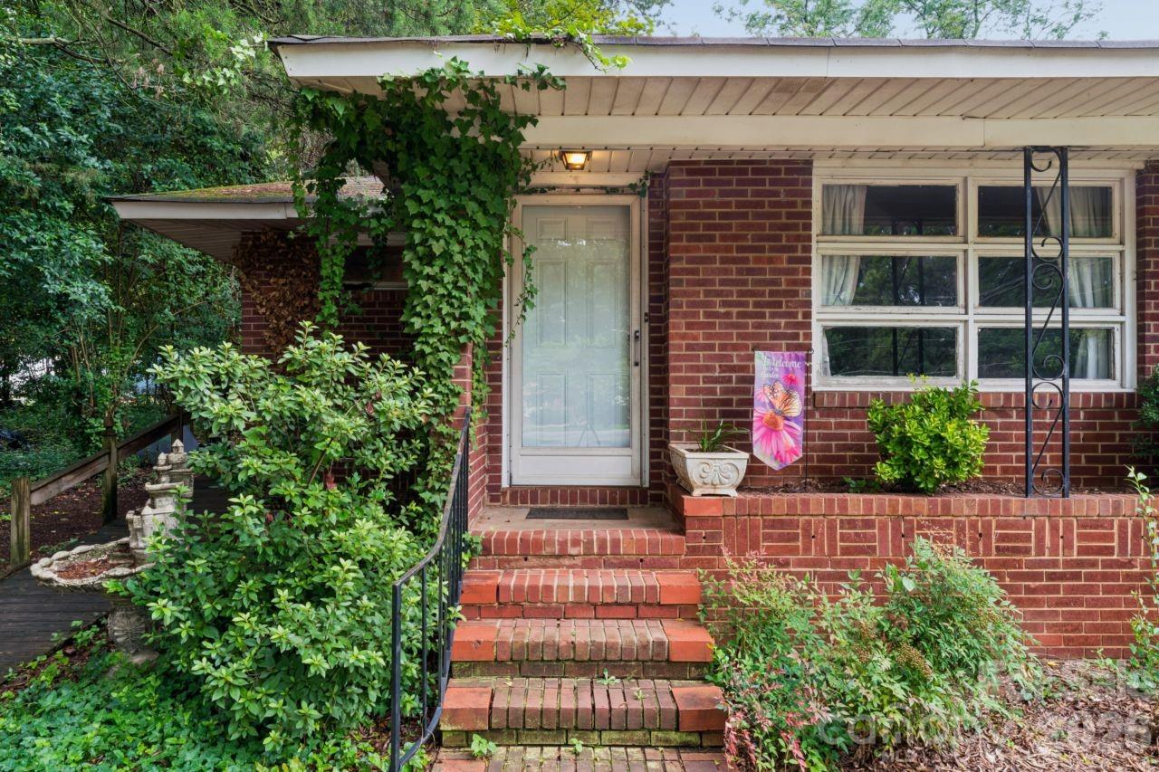 139 Southwold Drive — Charlotte