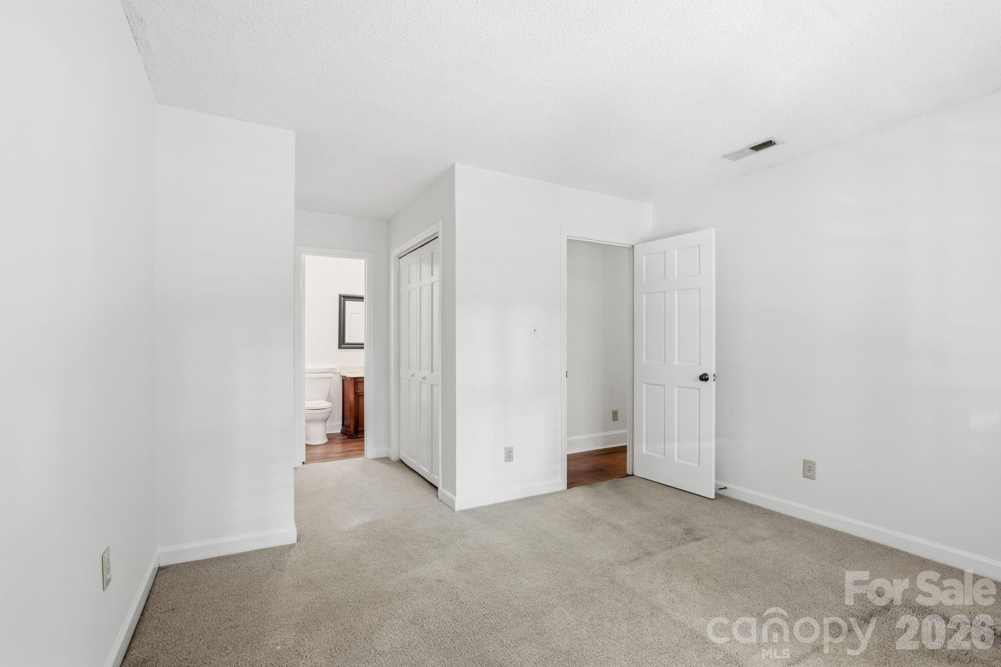 2500 Round Table Road #E — Monroe