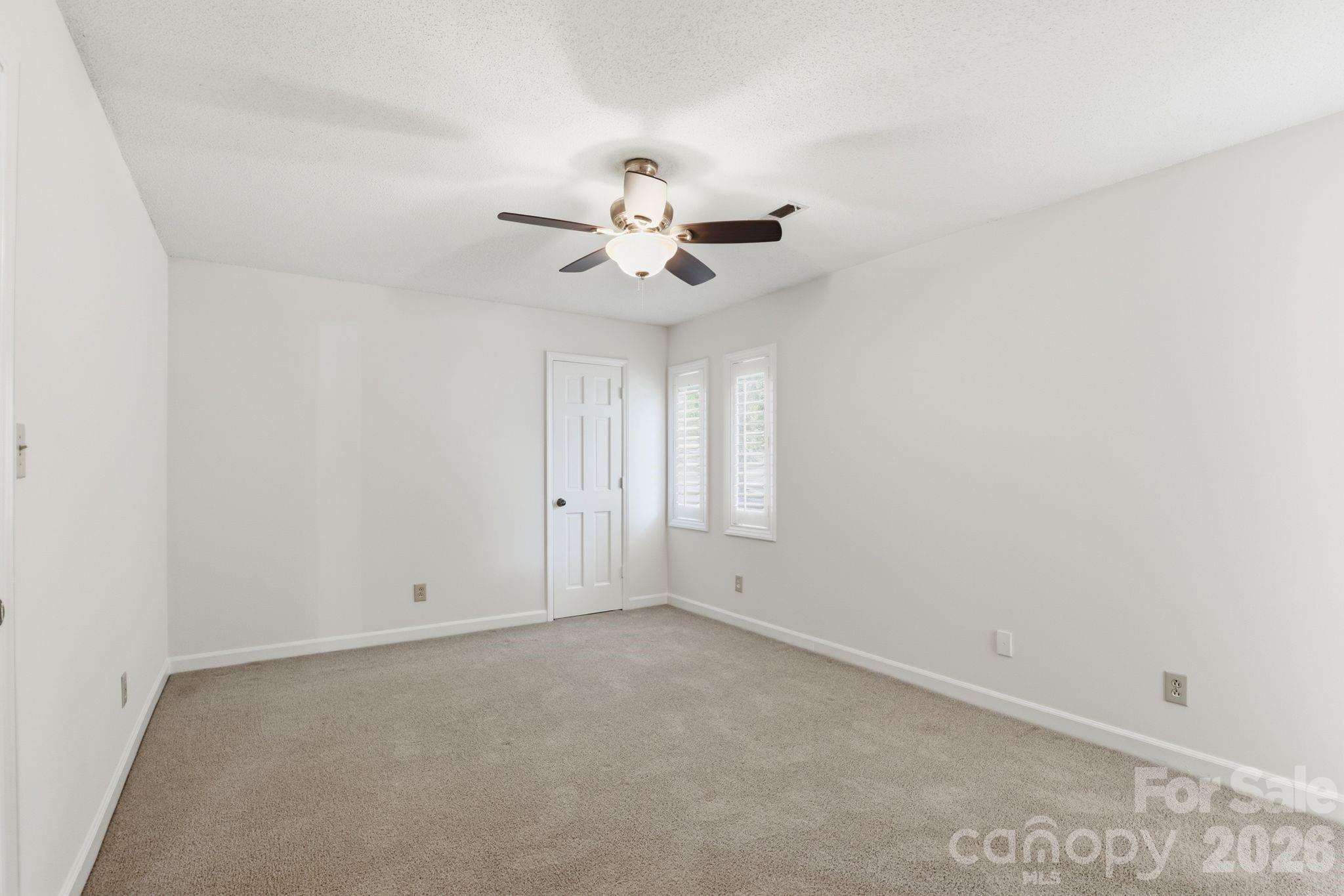 2500 Round Table Road #E — Monroe