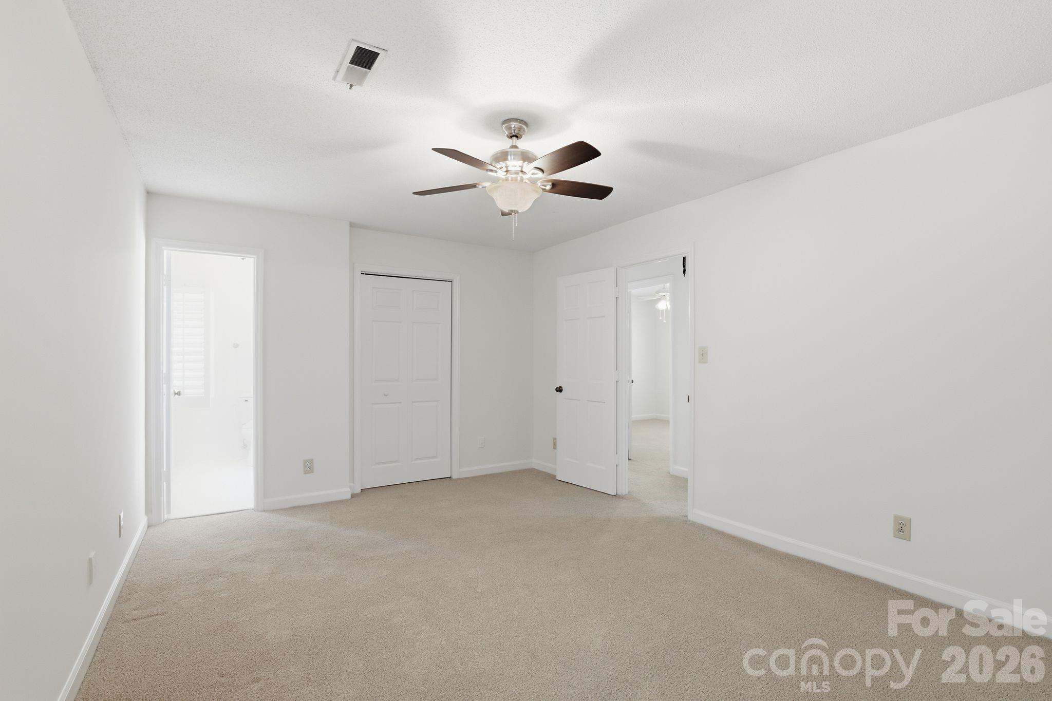 2500 Round Table Road #E — Monroe