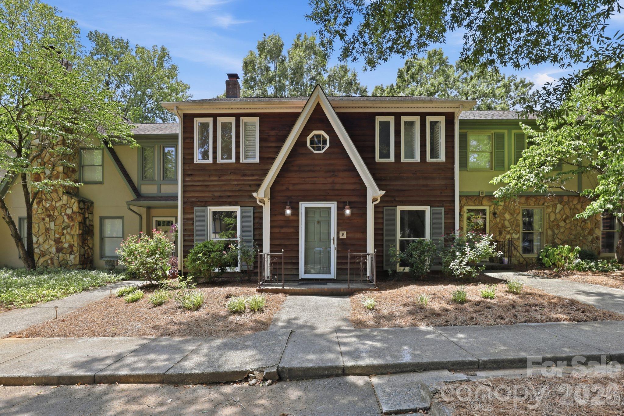 2500 Round Table Road #E — Monroe