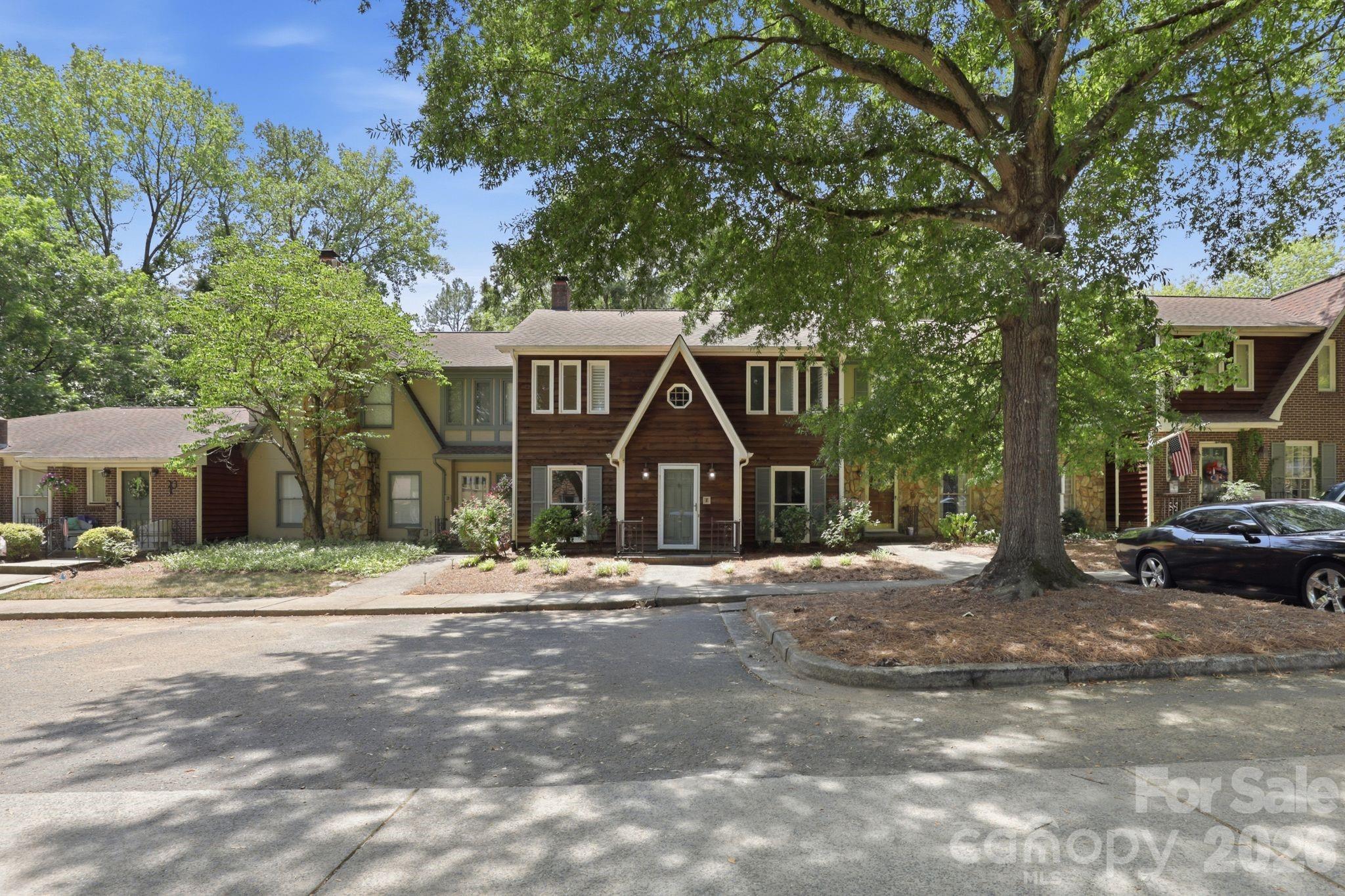 2500 Round Table Road #E — Monroe