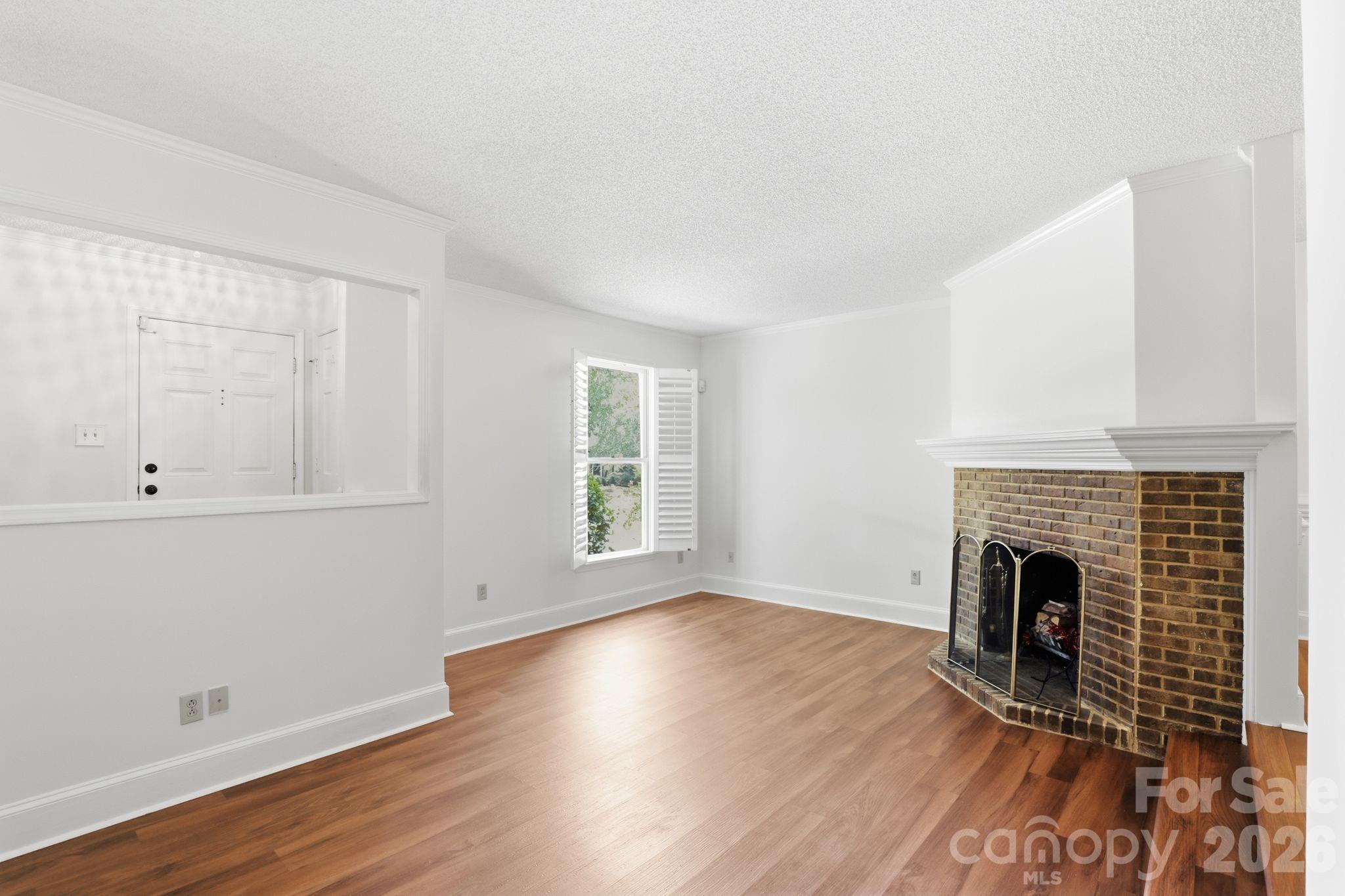 2500 Round Table Road #E — Monroe