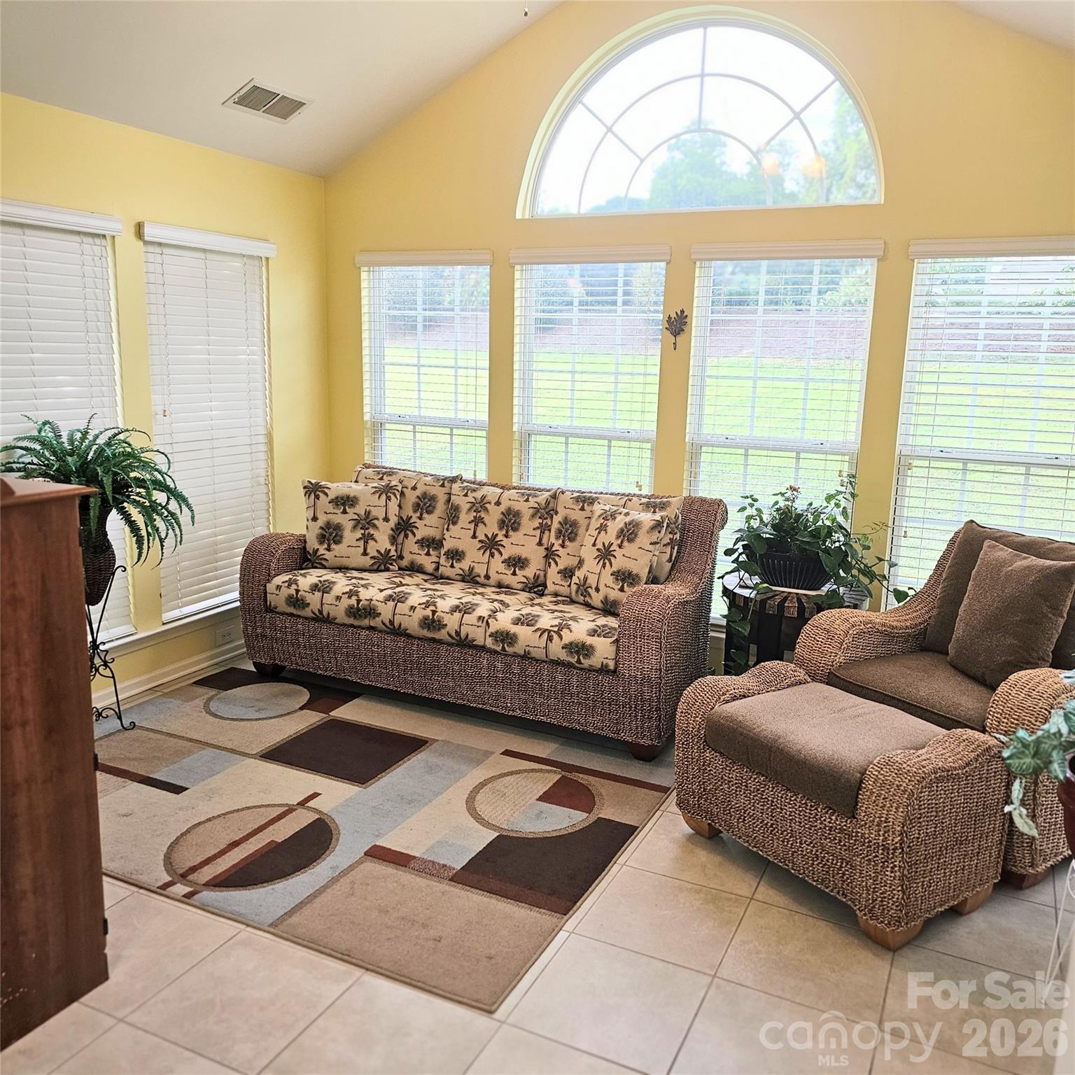 4022 Meadowview Hills Drive — Charlotte