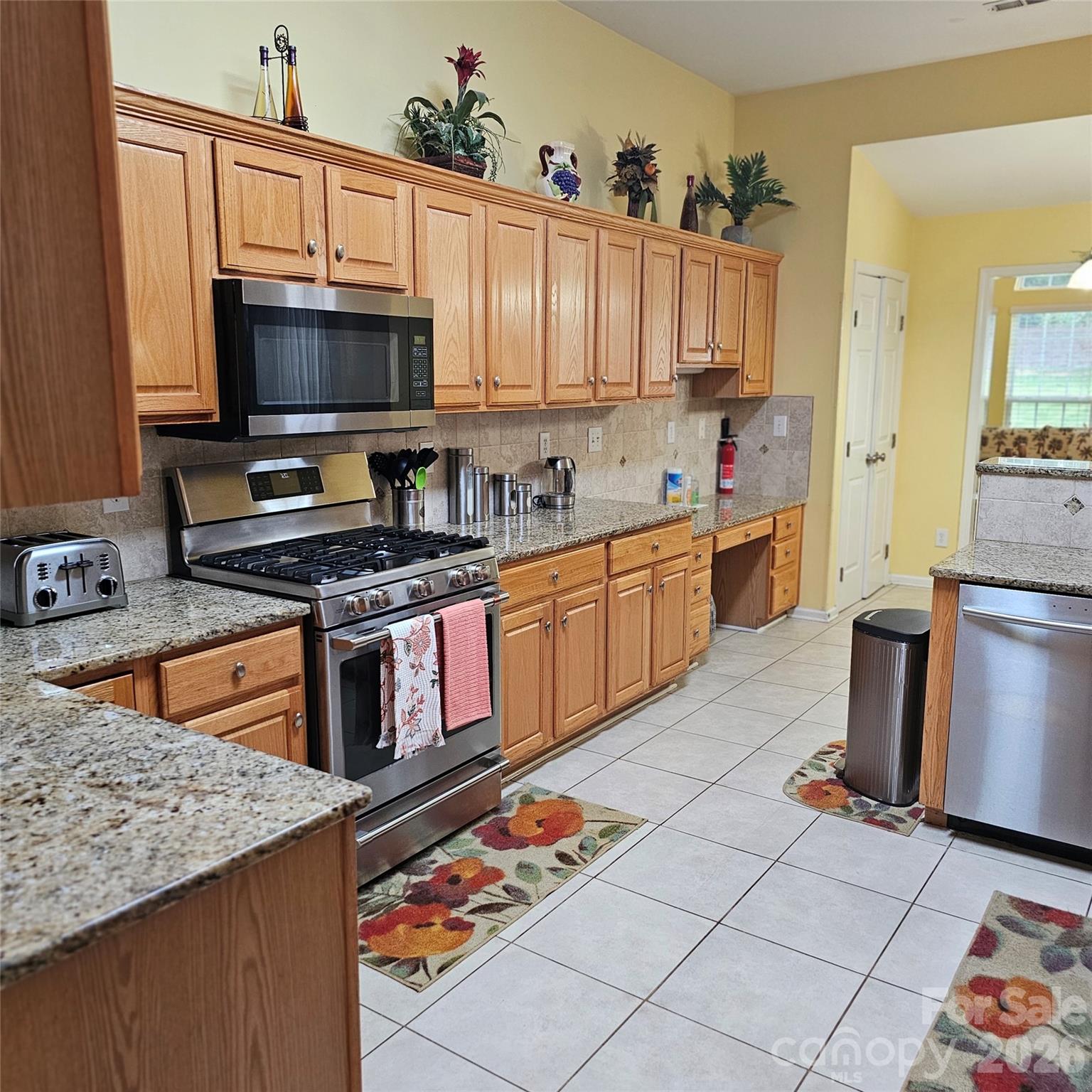 4022 Meadowview Hills Drive — Charlotte
