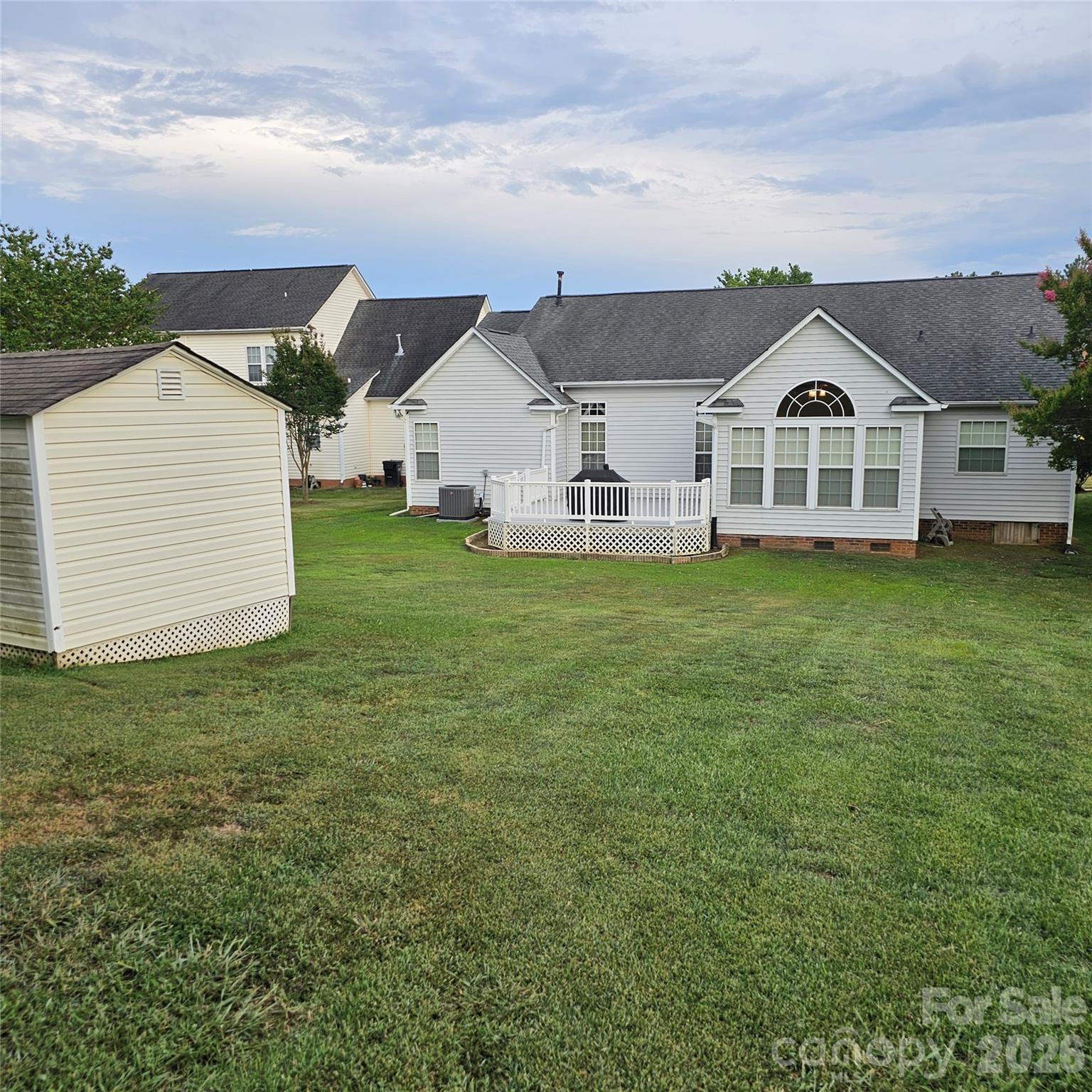 4022 Meadowview Hills Drive — Charlotte