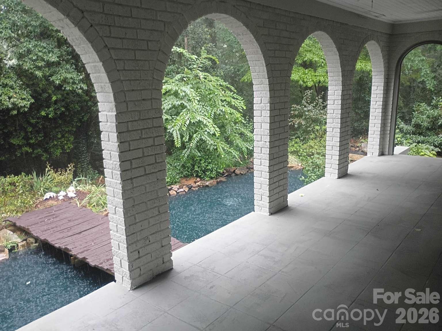 403 N Cannon Boulevard — Kannapolis