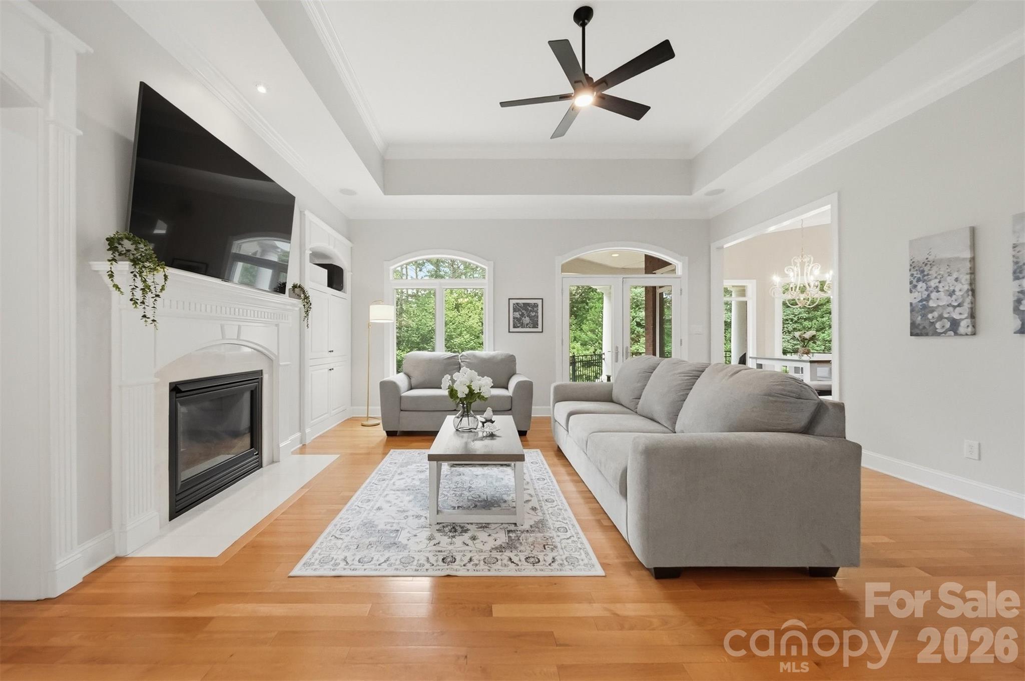 3745 Pinecrest Drive NE — Hickory
