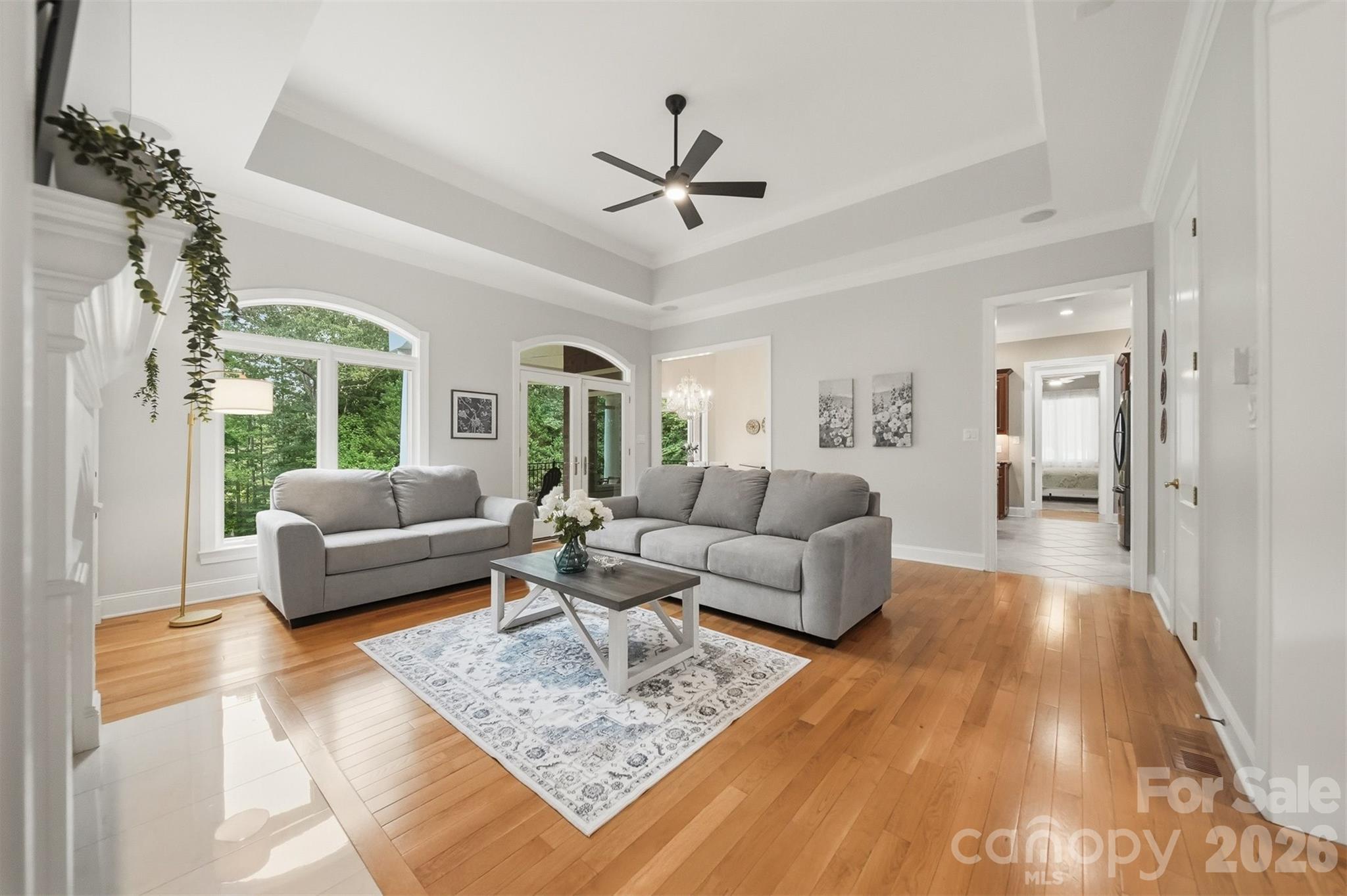 3745 Pinecrest Drive NE — Hickory
