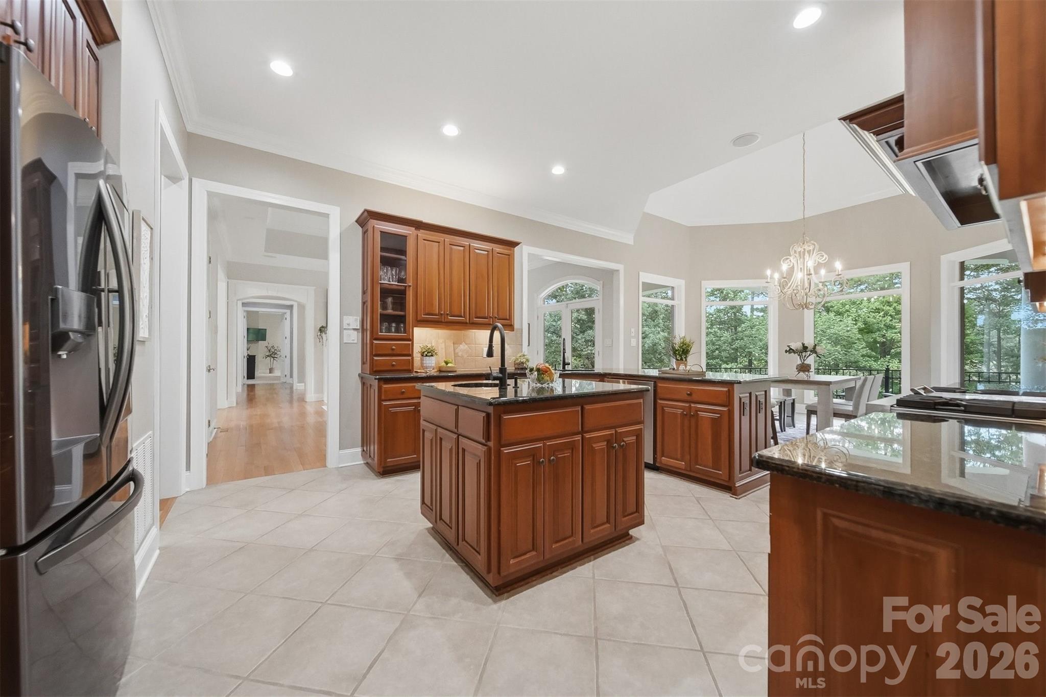 3745 Pinecrest Drive NE — Hickory