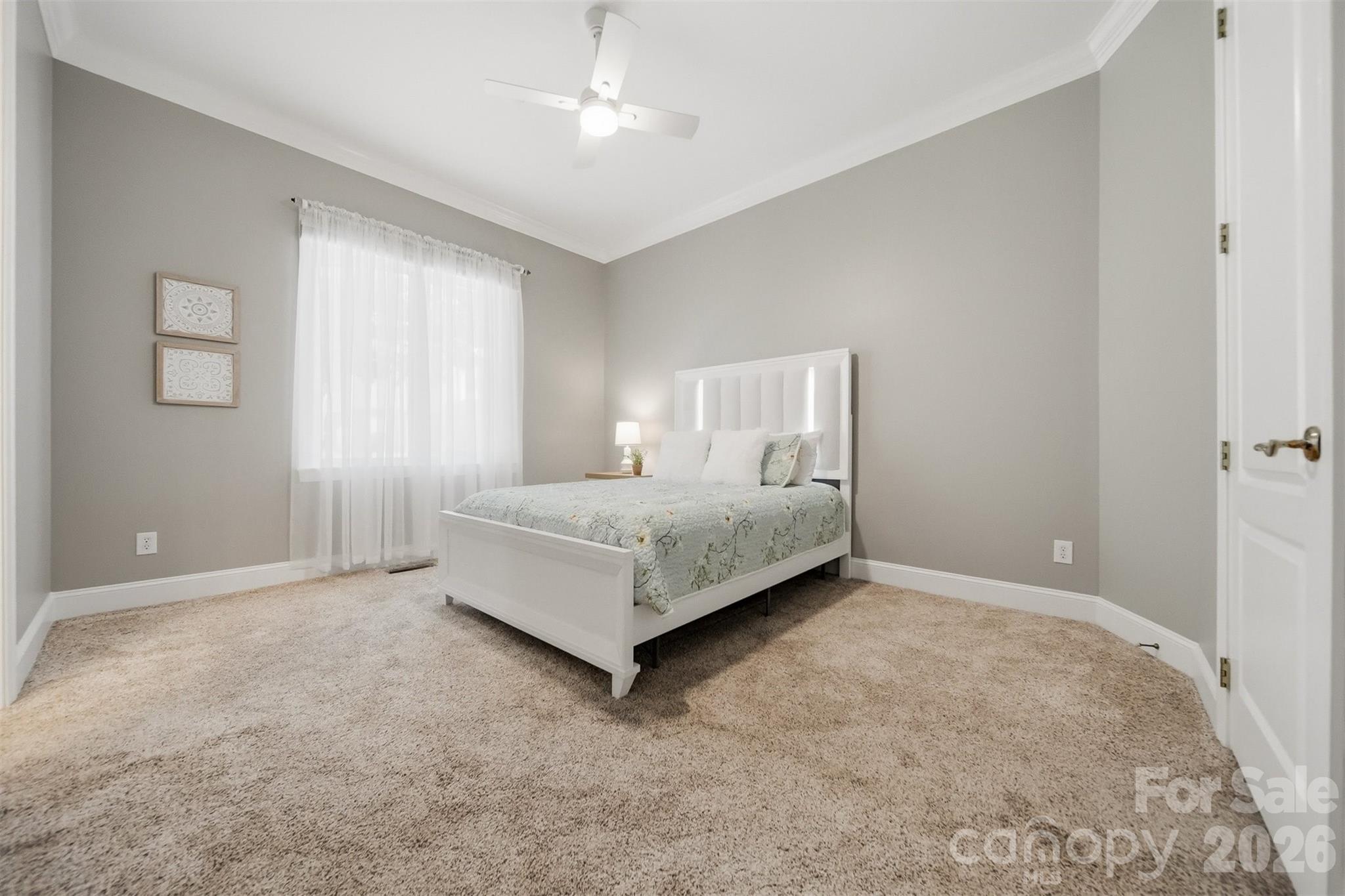 3745 Pinecrest Drive NE — Hickory