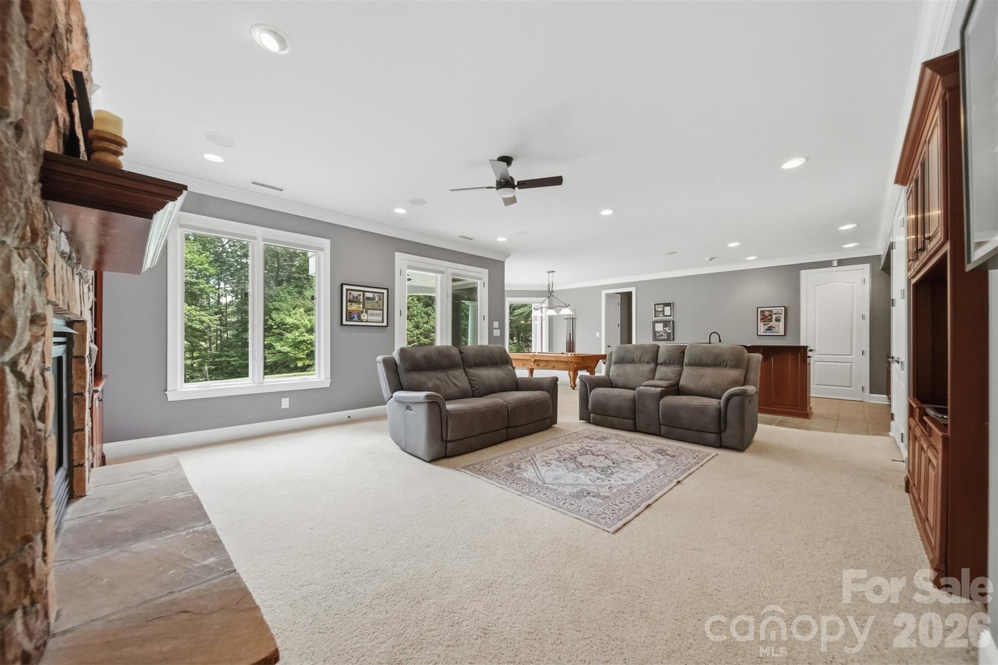 3745 Pinecrest Drive NE — Hickory
