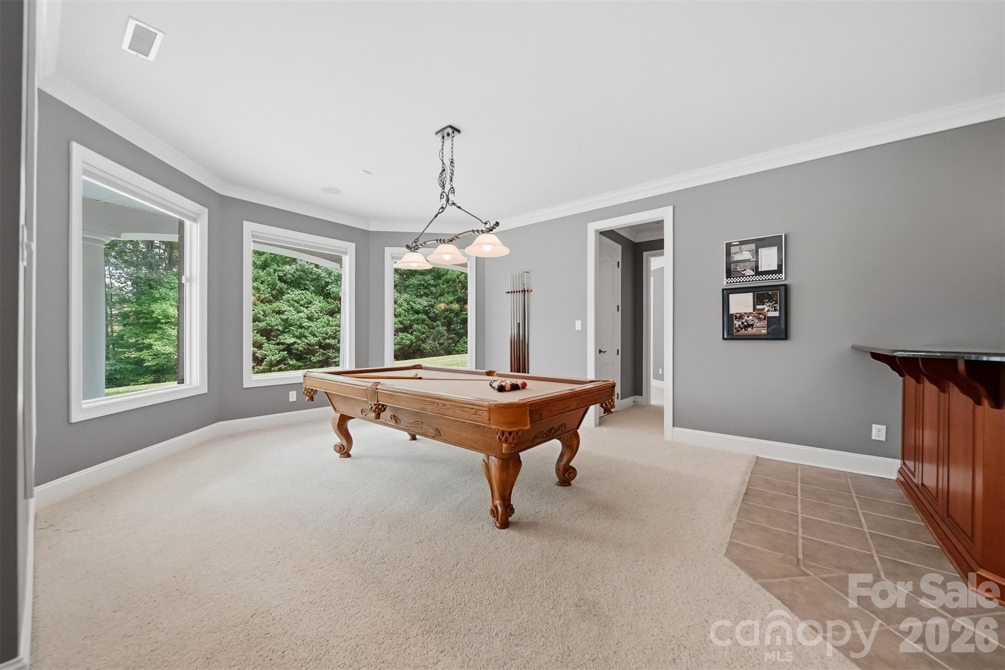 3745 Pinecrest Drive NE — Hickory